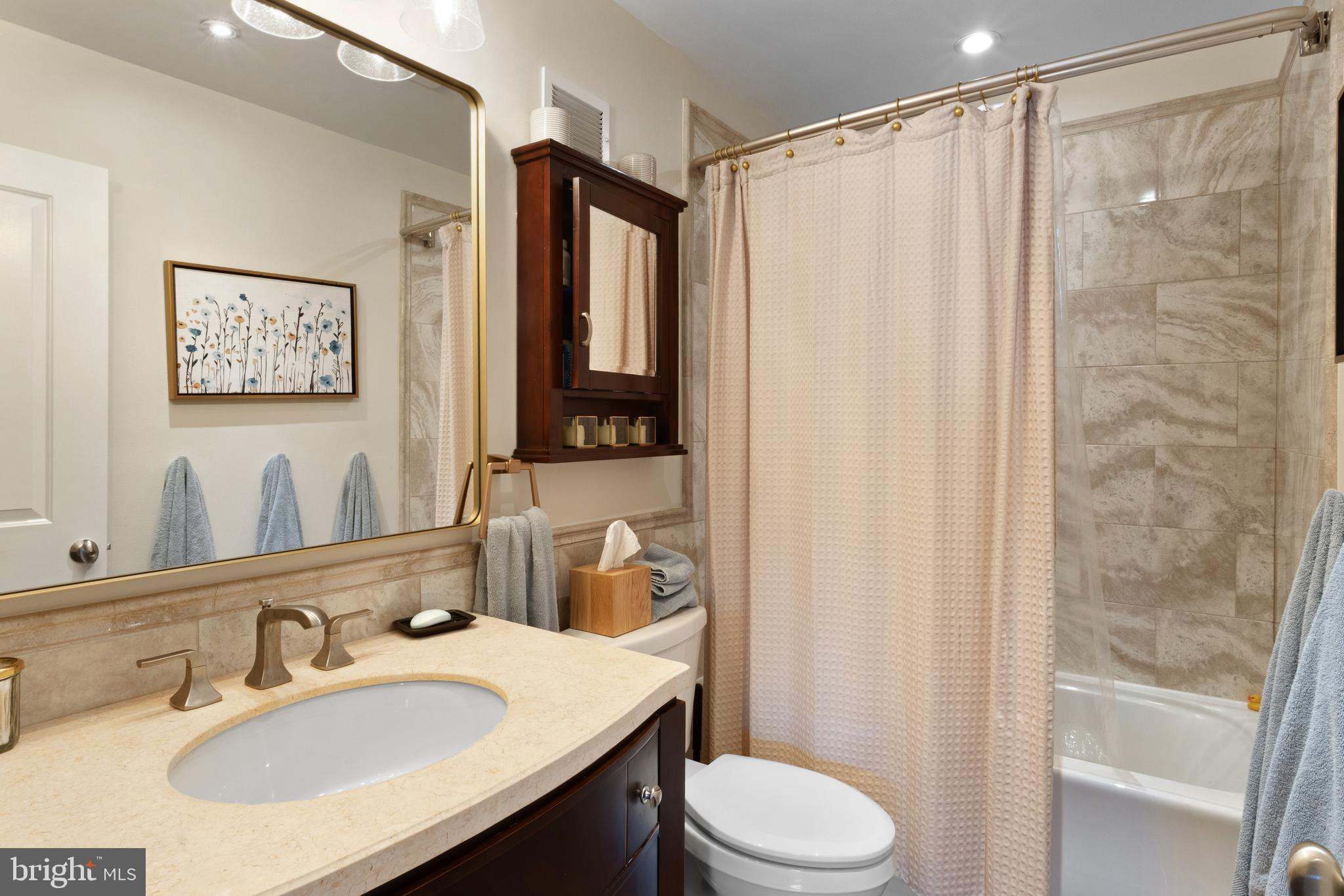 WESTGROVE - Residential Lease