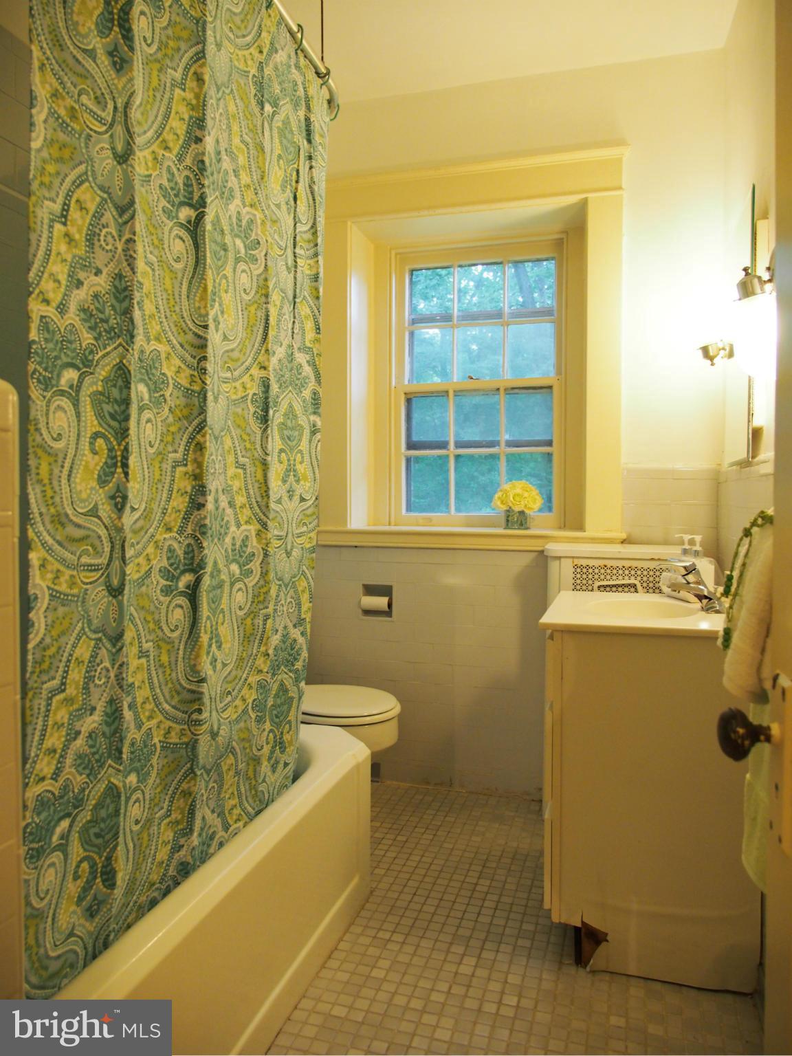 TOWSON ESTATES - Residential