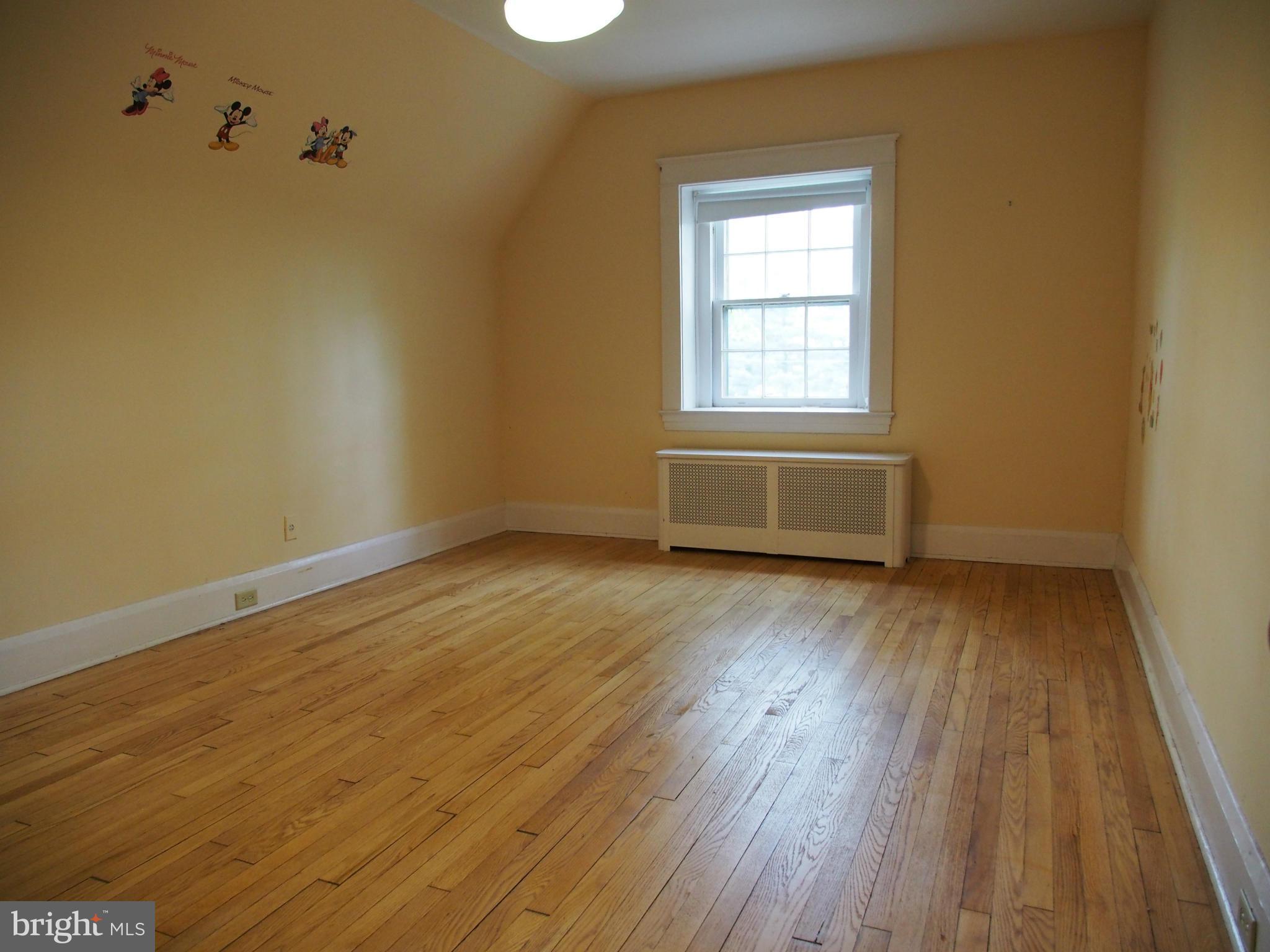 TOWSON ESTATES - Residential