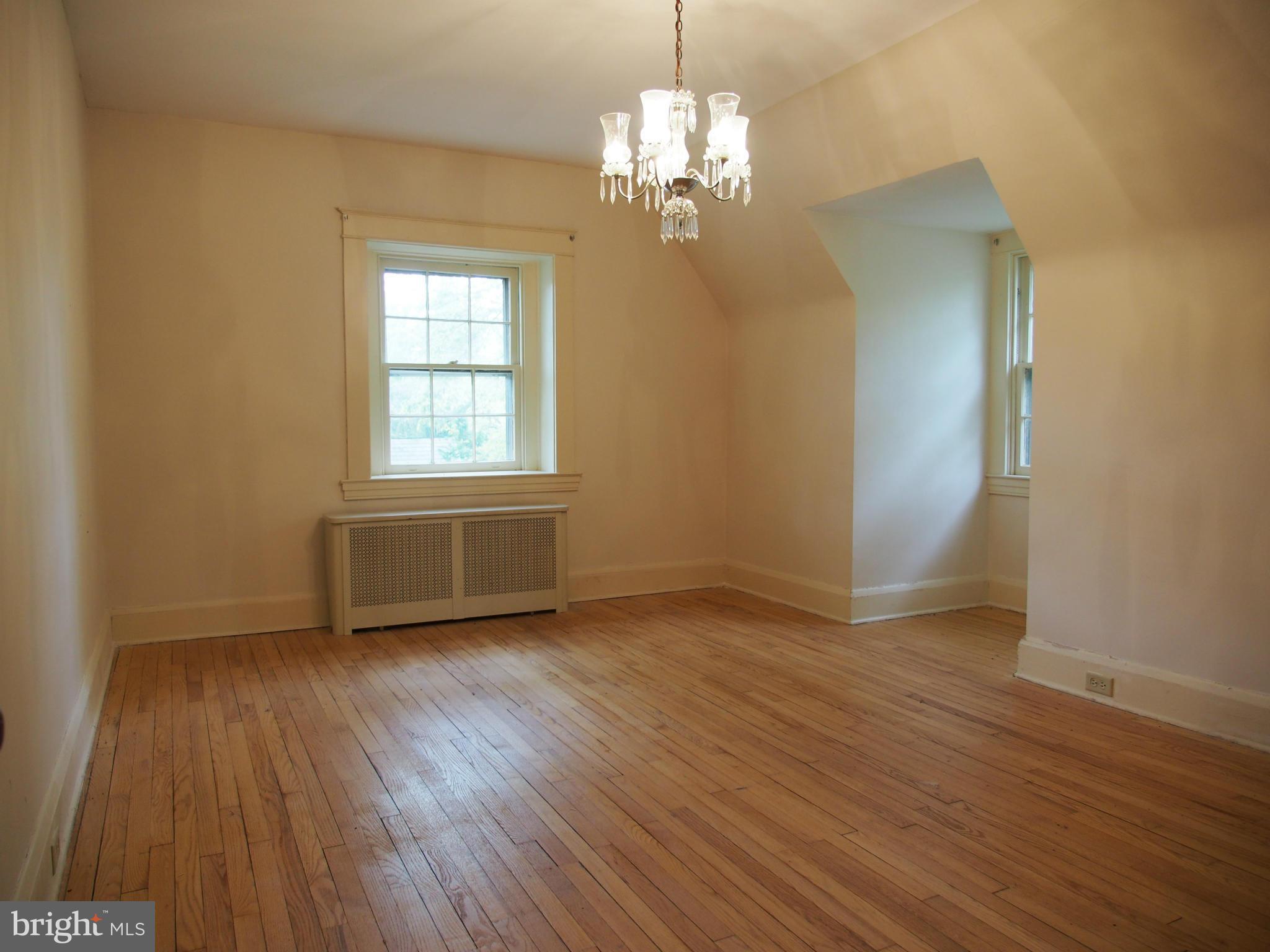 TOWSON ESTATES - Residential