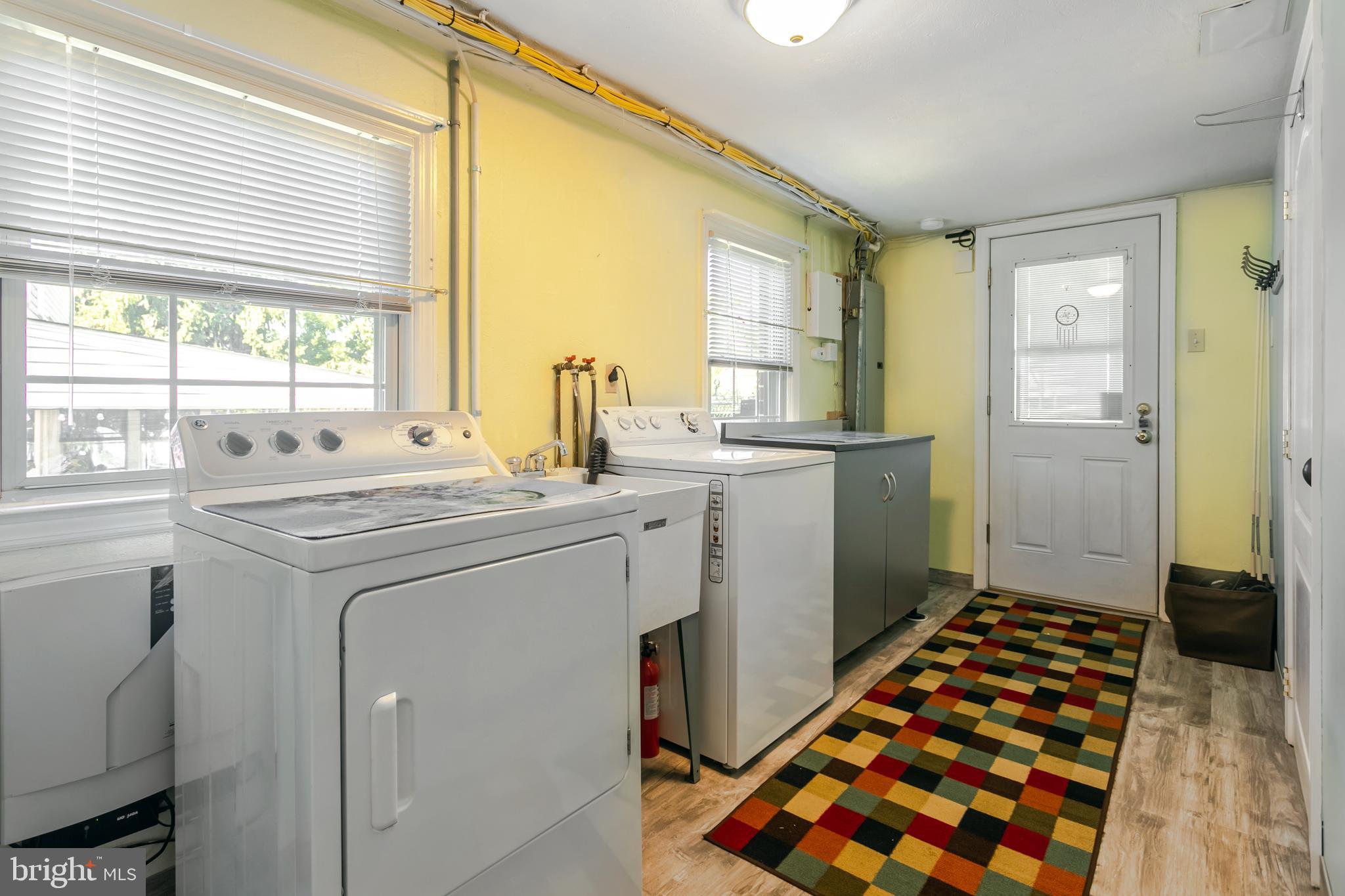 HILLTOP - Residential