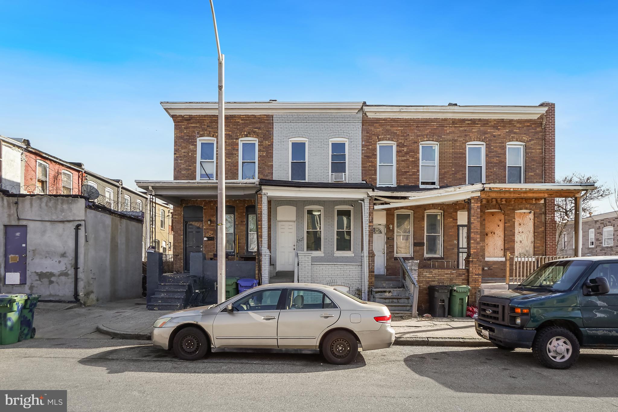 BROADWAY EAST - Residential