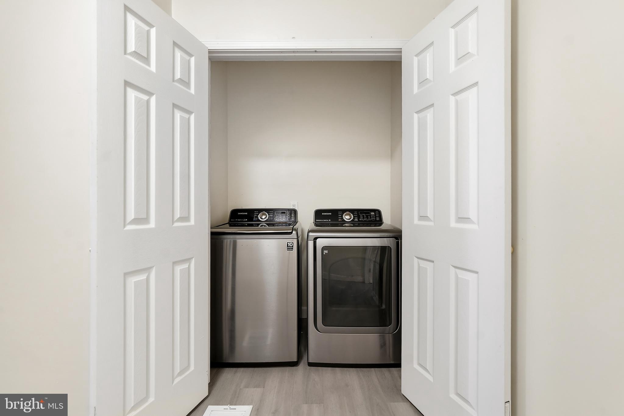 BROADWAY EAST - Residential