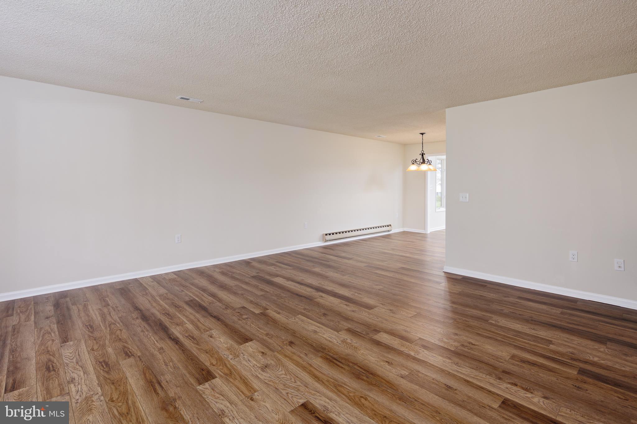 LEISURE WORLD - Residential