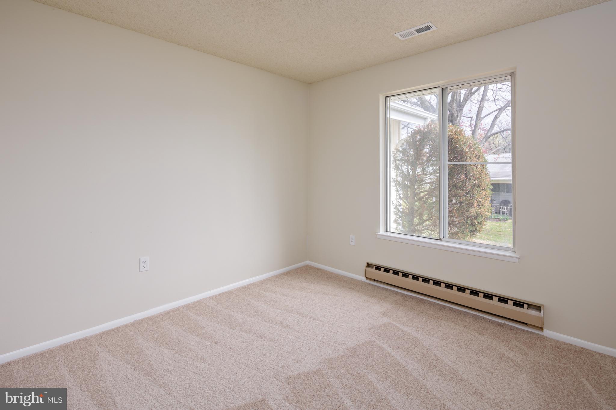 LEISURE WORLD - Residential