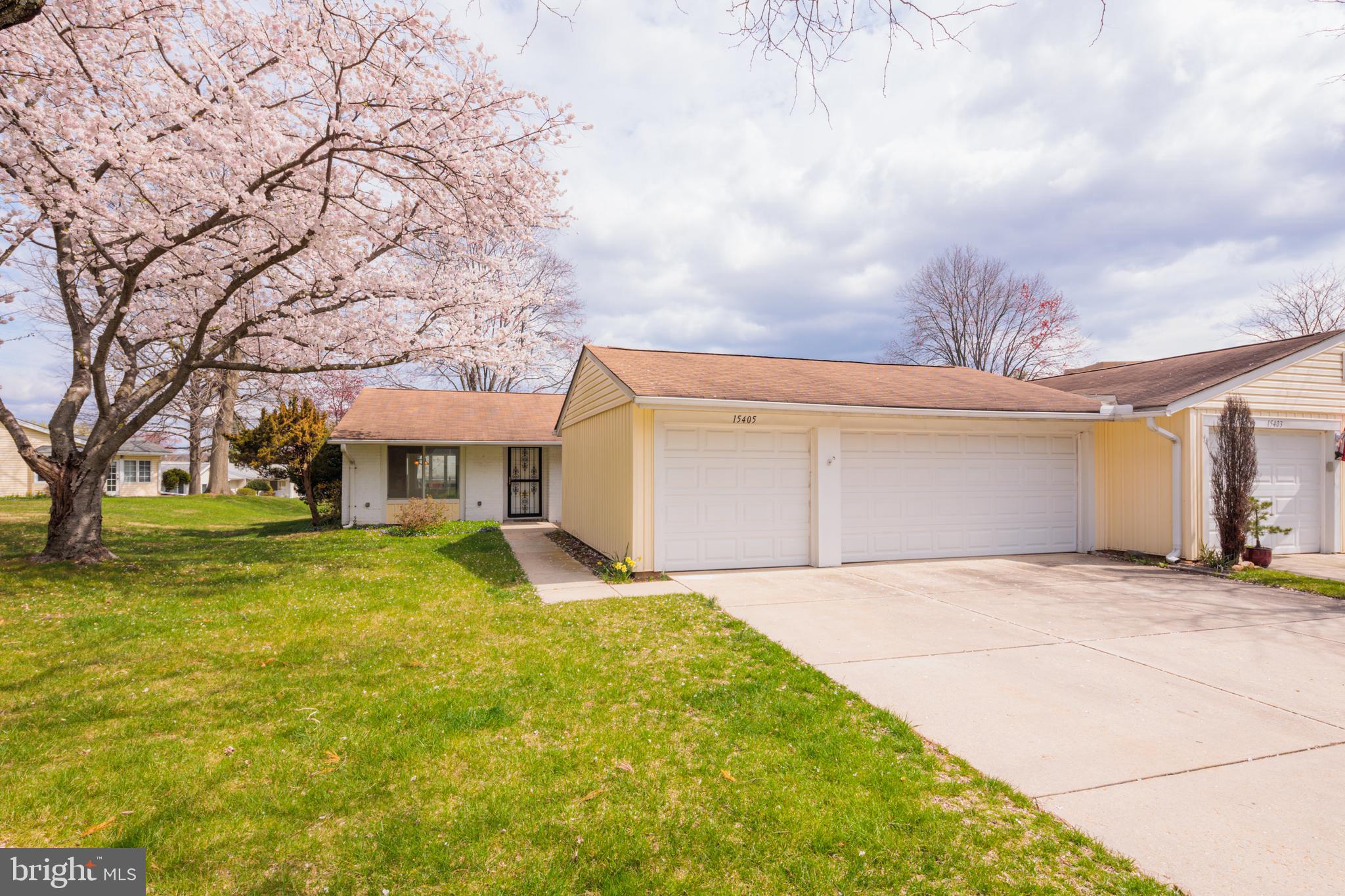 LEISURE WORLD - Residential