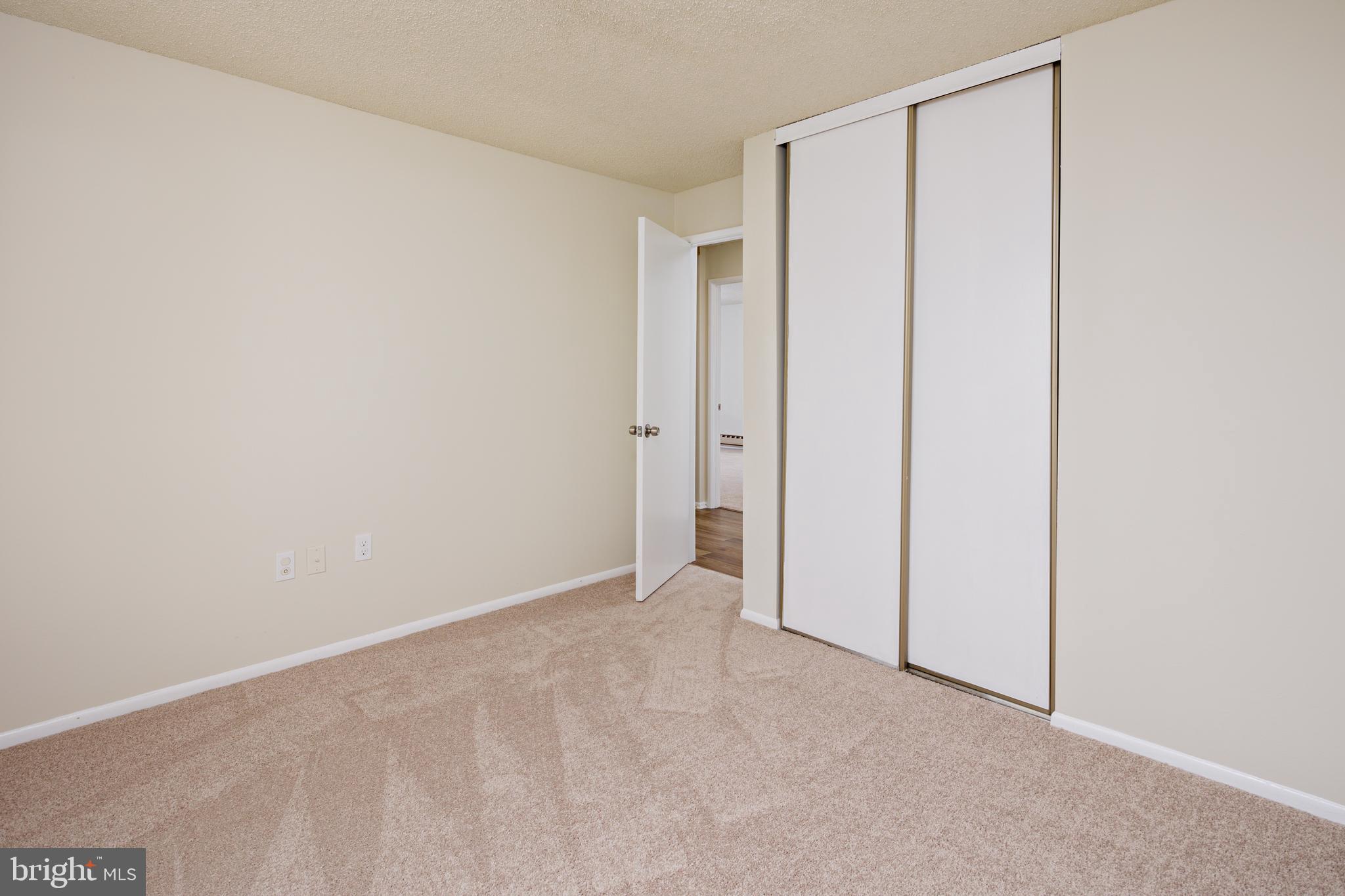 LEISURE WORLD - Residential