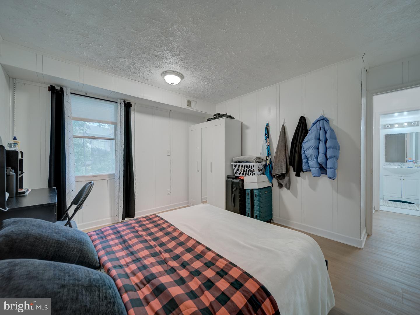 HICKORY RIDGE - Residential