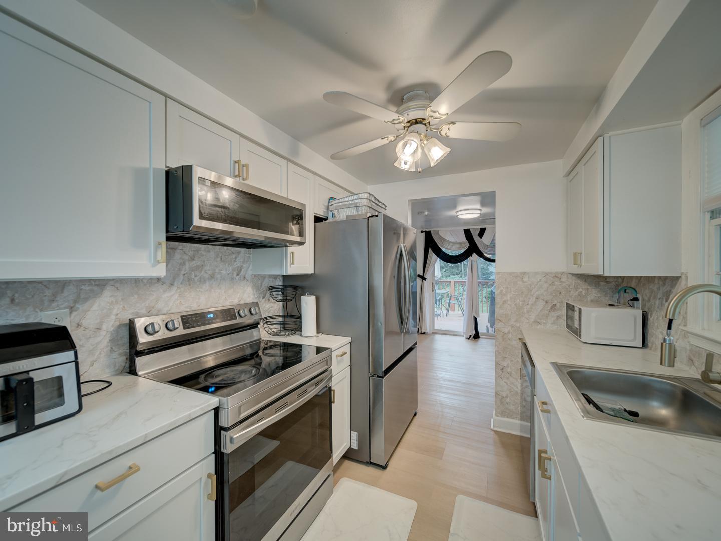 HICKORY RIDGE - Residential