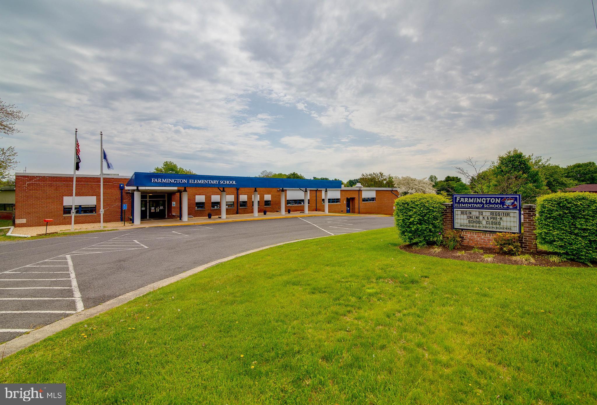 FARMINGTON HEIGHTS - Residential