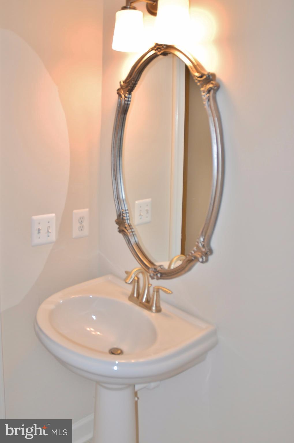 WATKINS MILL TOWN CENTER - Residential Lease