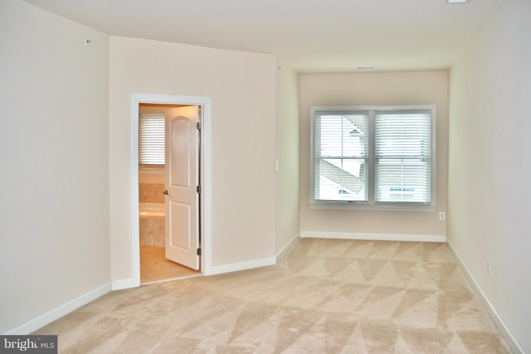 WATKINS MILL TOWN CENTER - Residential Lease