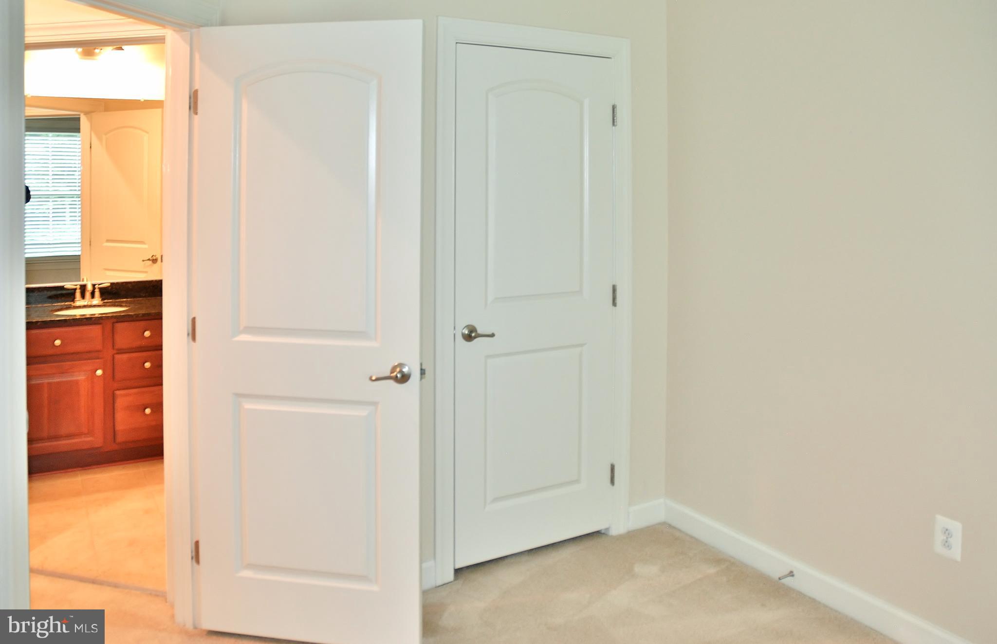 WATKINS MILL TOWN CENTER - Residential Lease