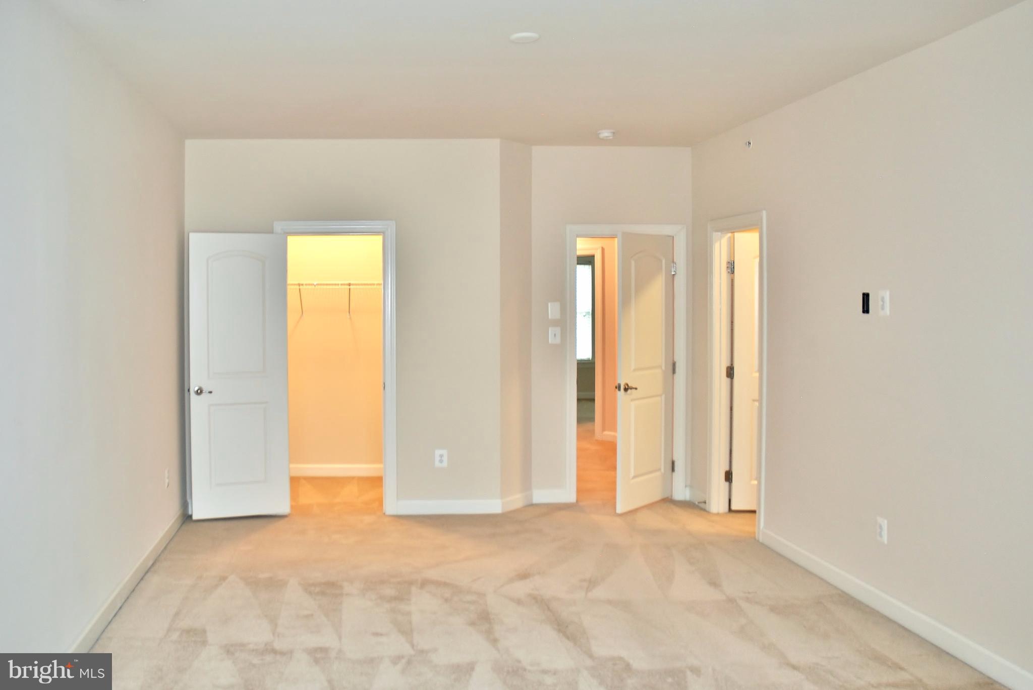 WATKINS MILL TOWN CENTER - Residential Lease