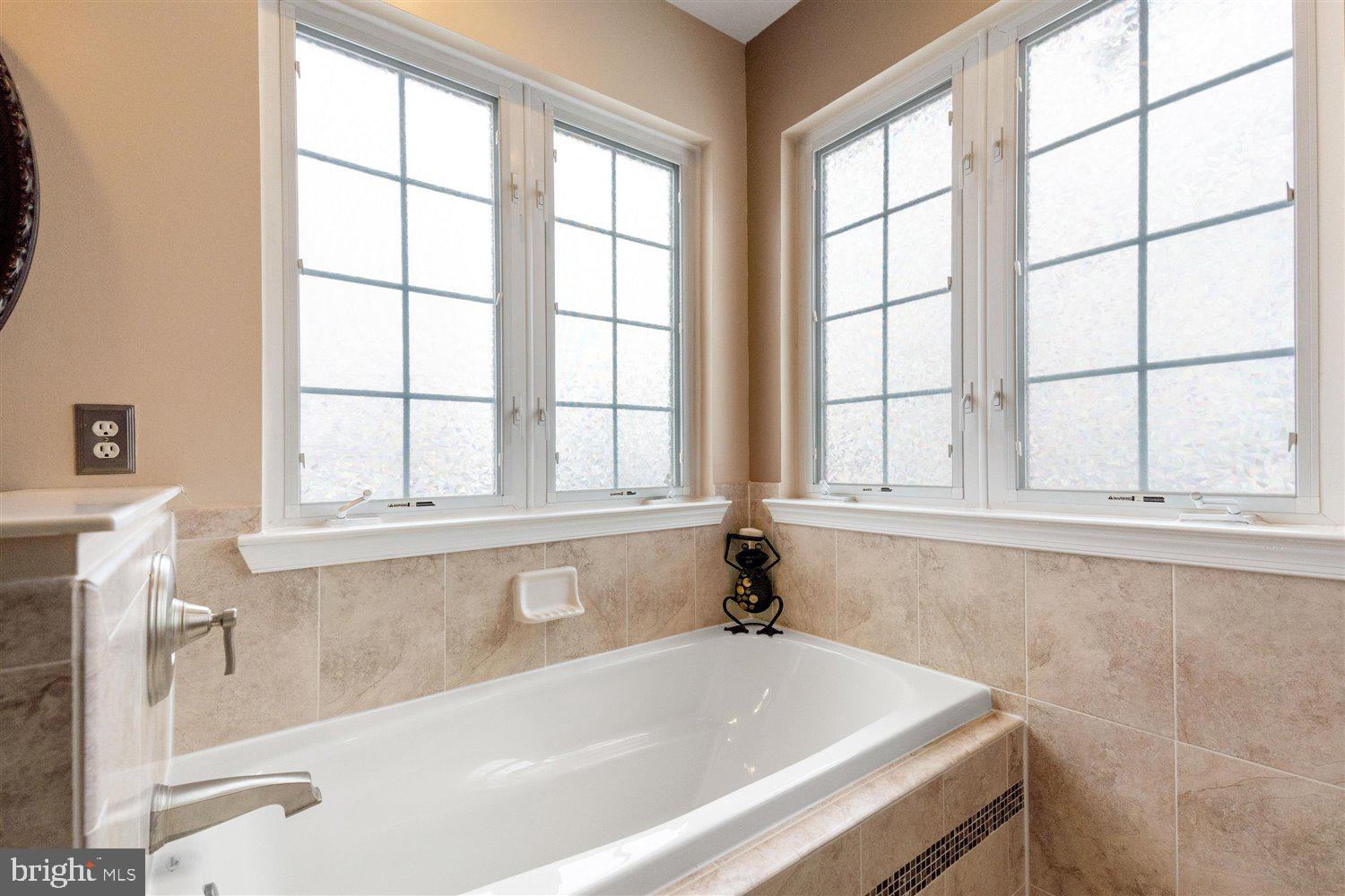 PERRY HALL FARMS - Residential