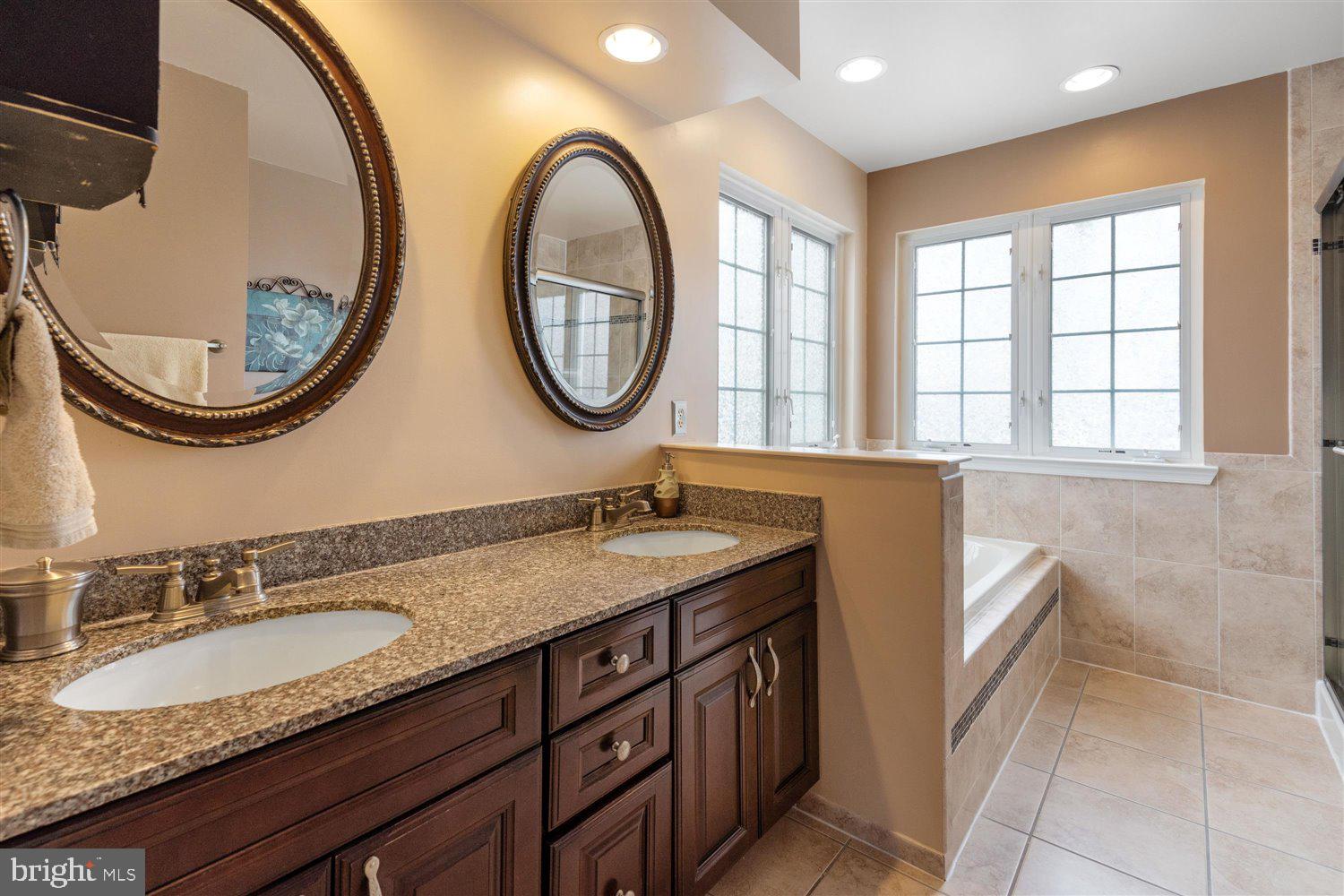 PERRY HALL FARMS - Residential