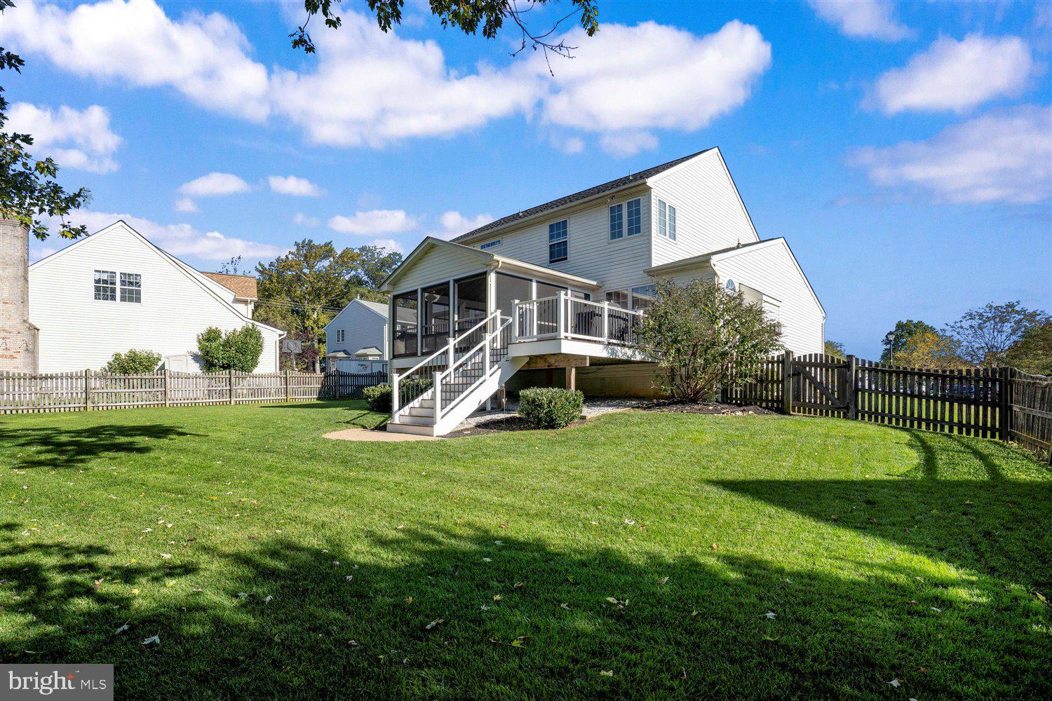 PERRY HALL FARMS - Residential