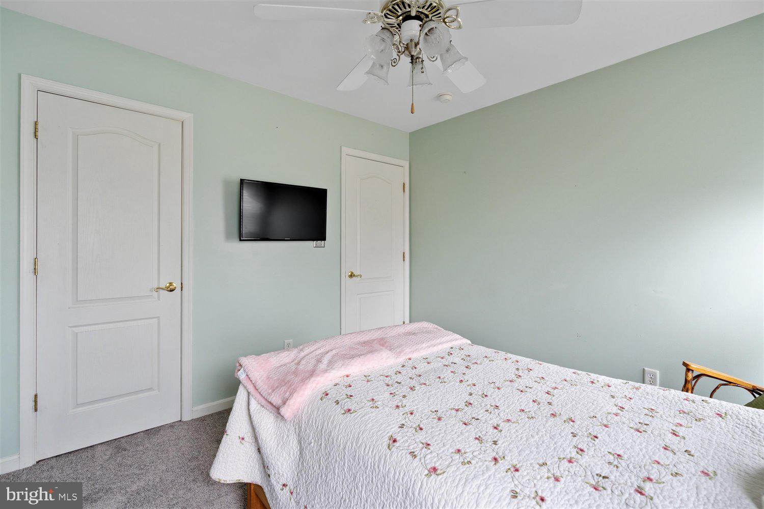 PERRY HALL FARMS - Residential