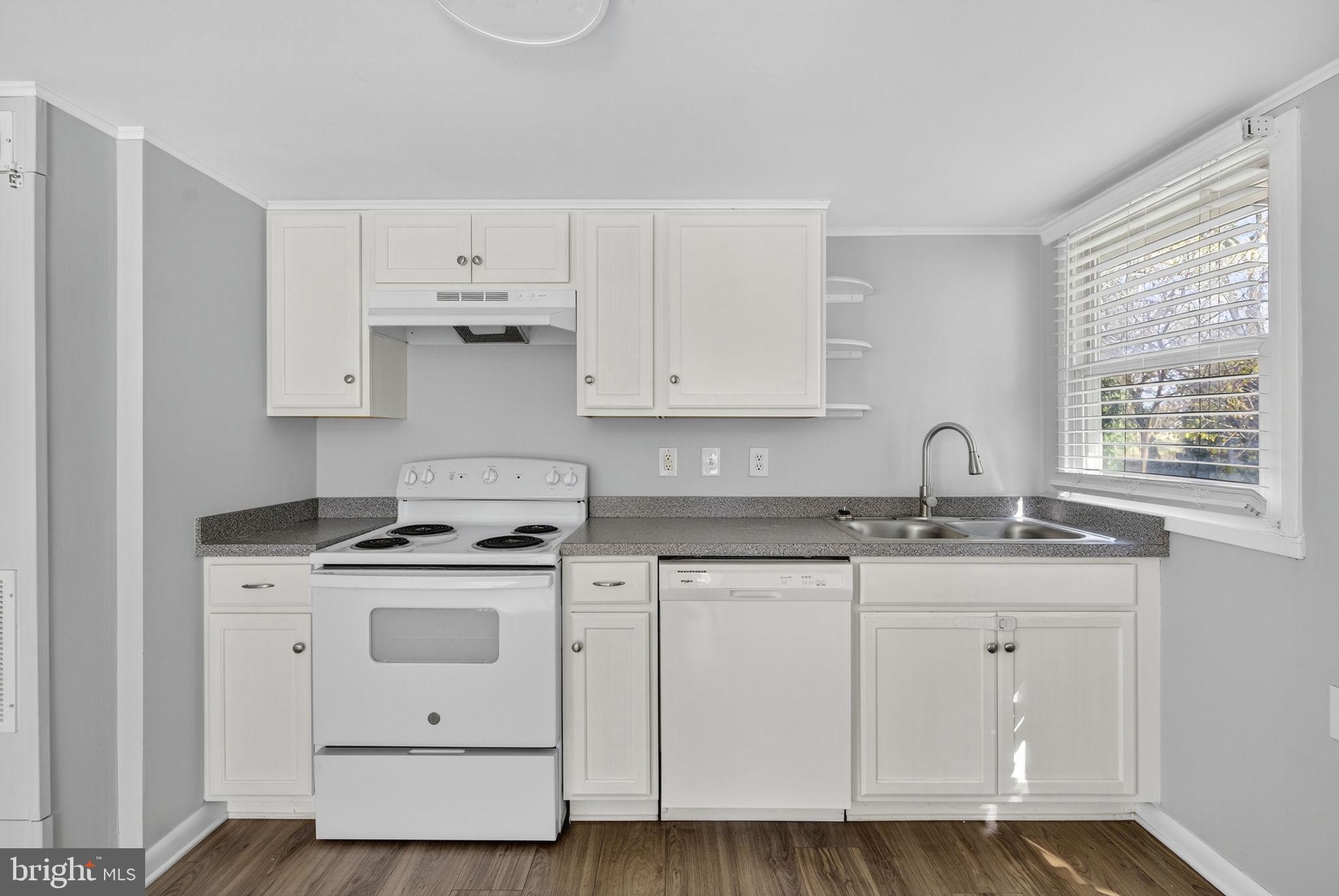 ACADEMY HEIGHTS - Residential