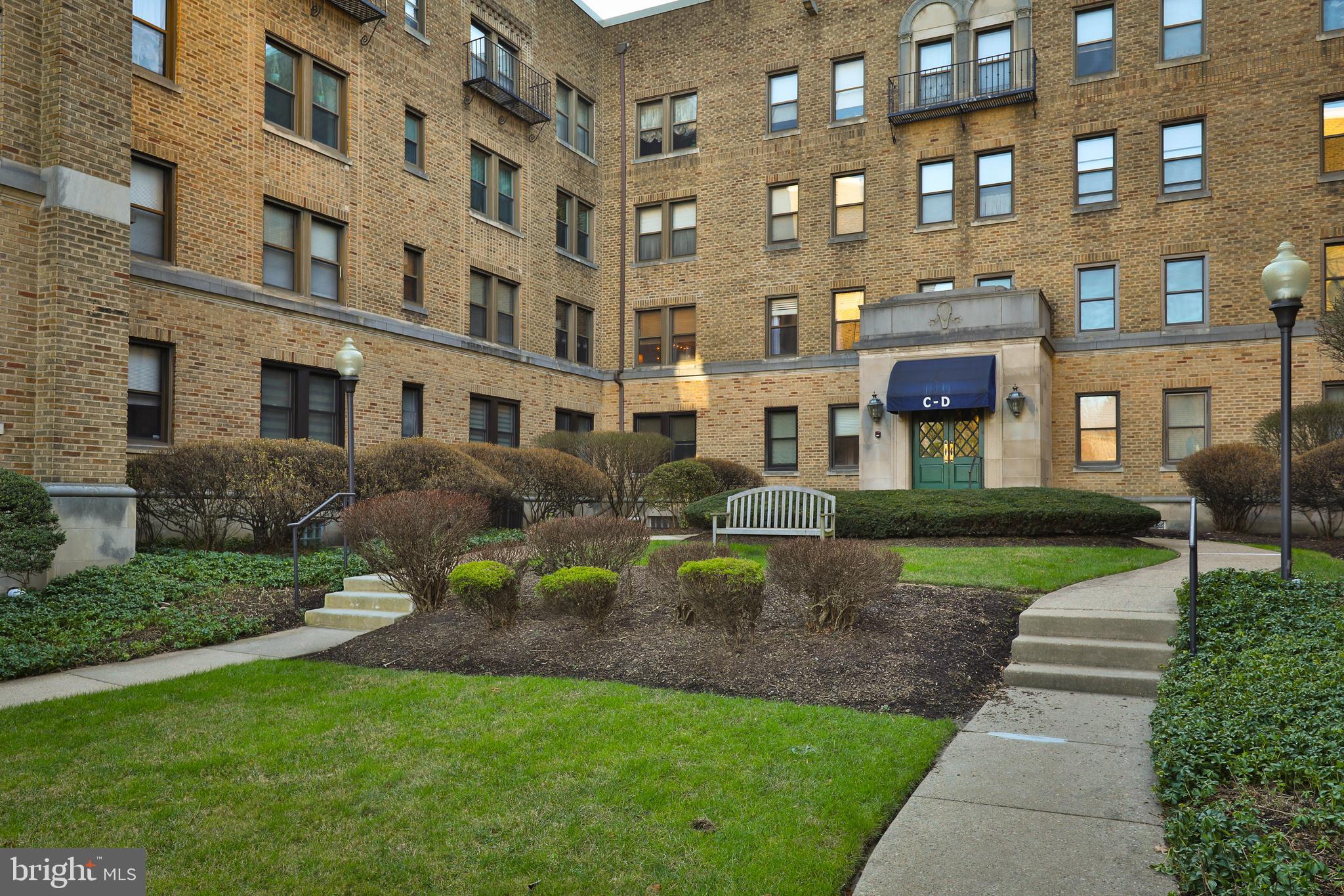 MELROSE PARK HOUSE - Residential