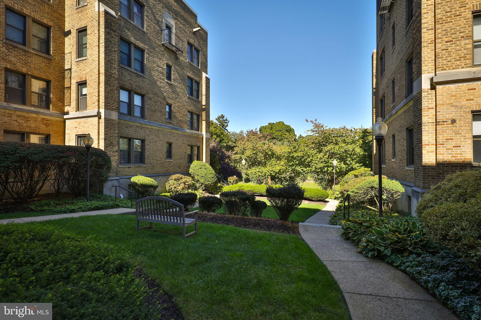 MELROSE PARK HOUSE - Residential