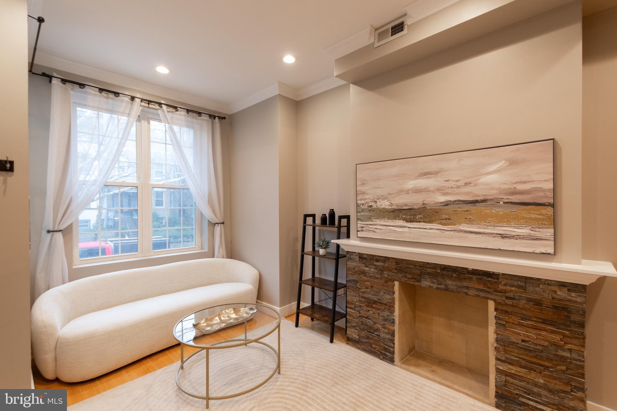 1126 COLUMBIA ROAD NW 2