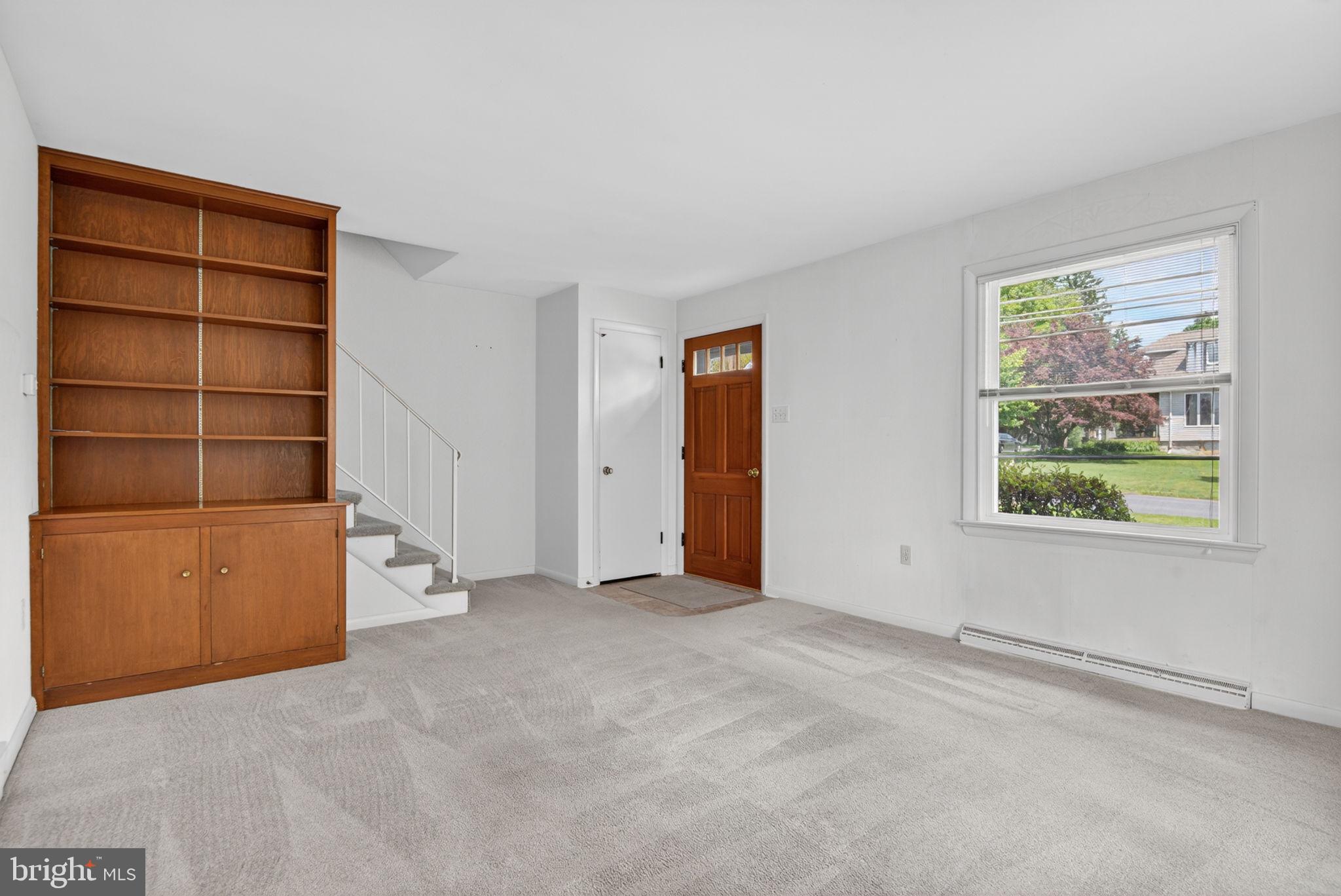MANOR RIDGE - Residential