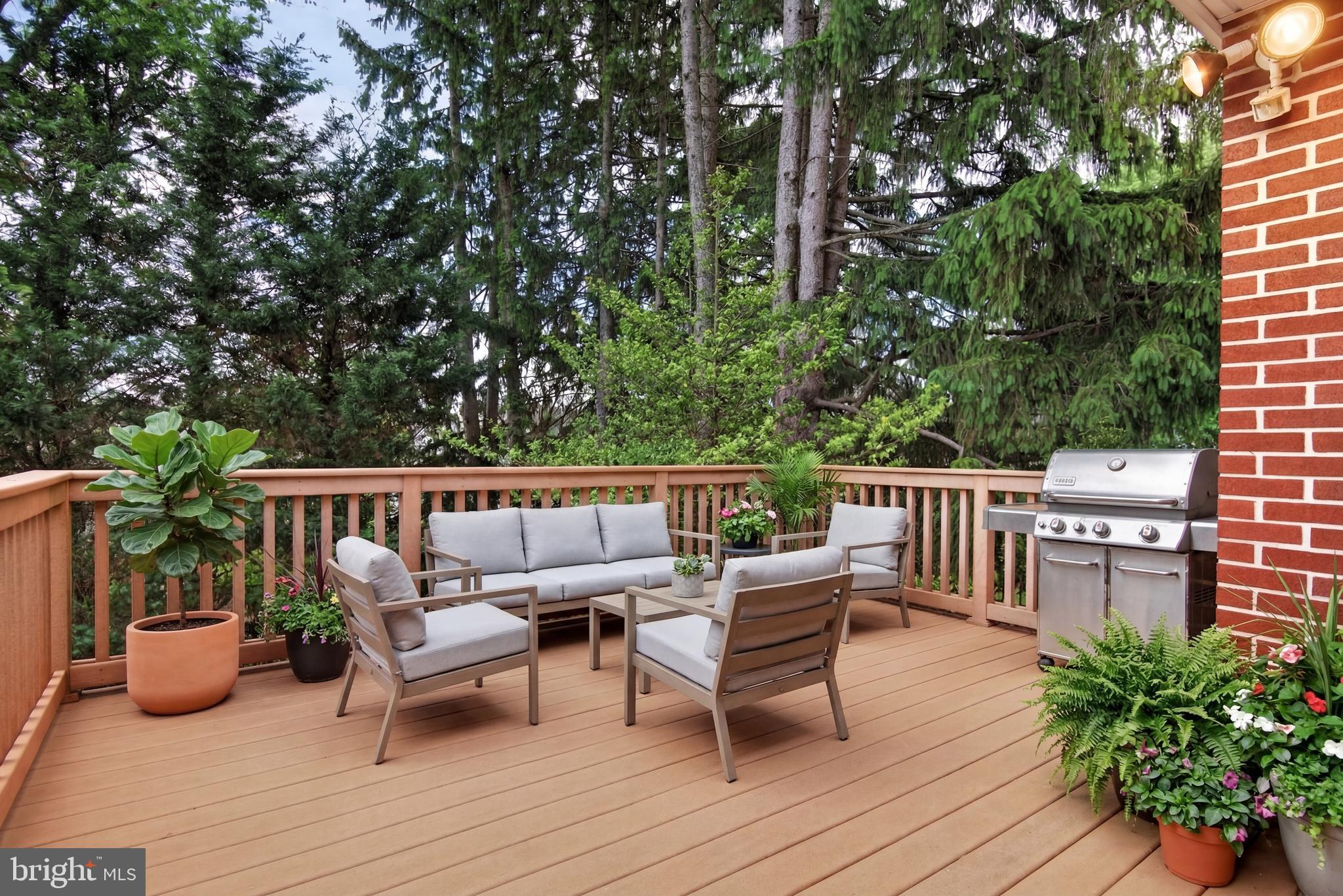 MANOR RIDGE - Residential