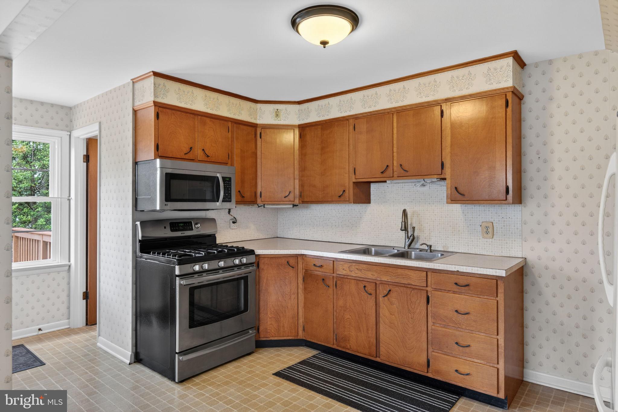 MANOR RIDGE - Residential