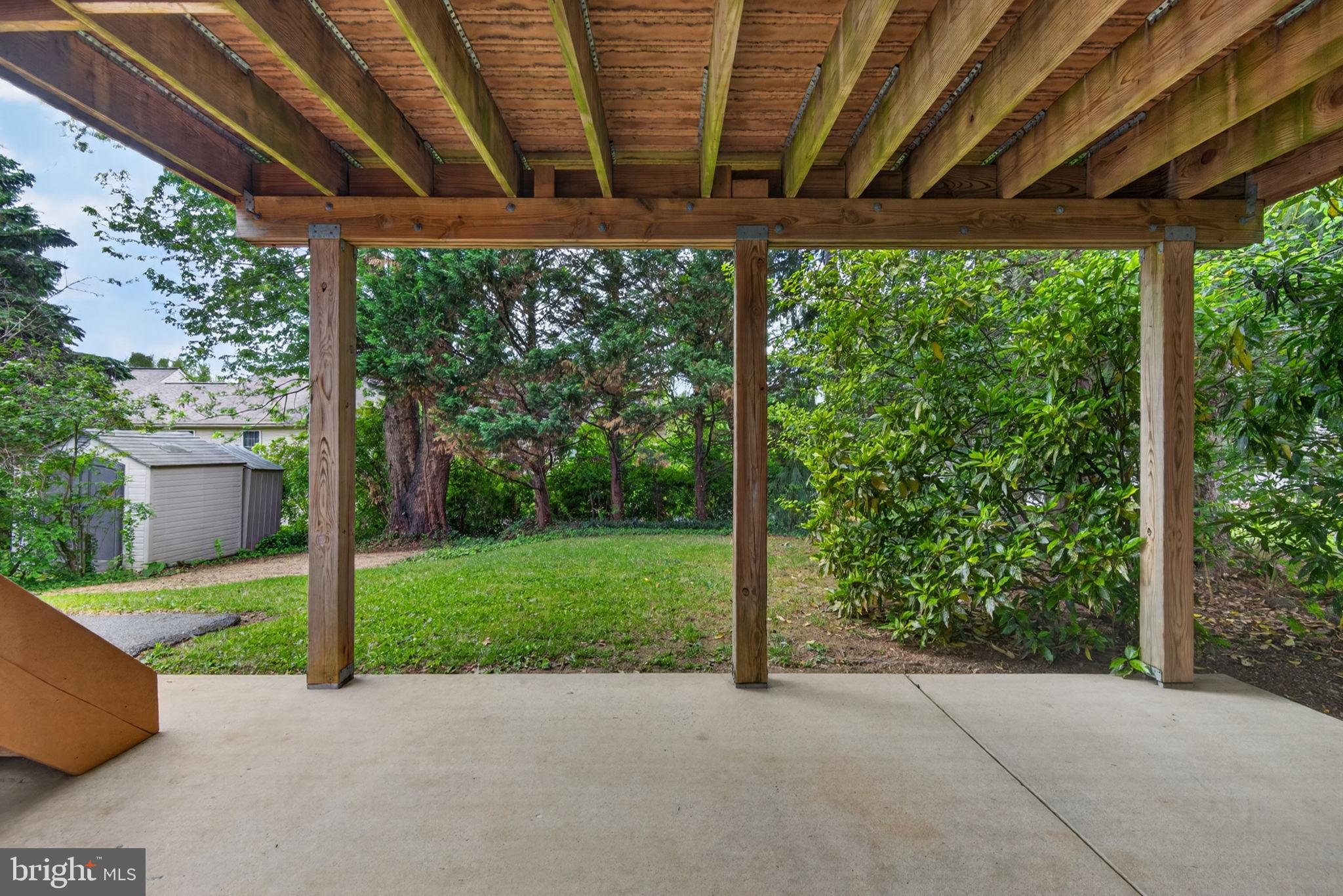 MANOR RIDGE - Residential