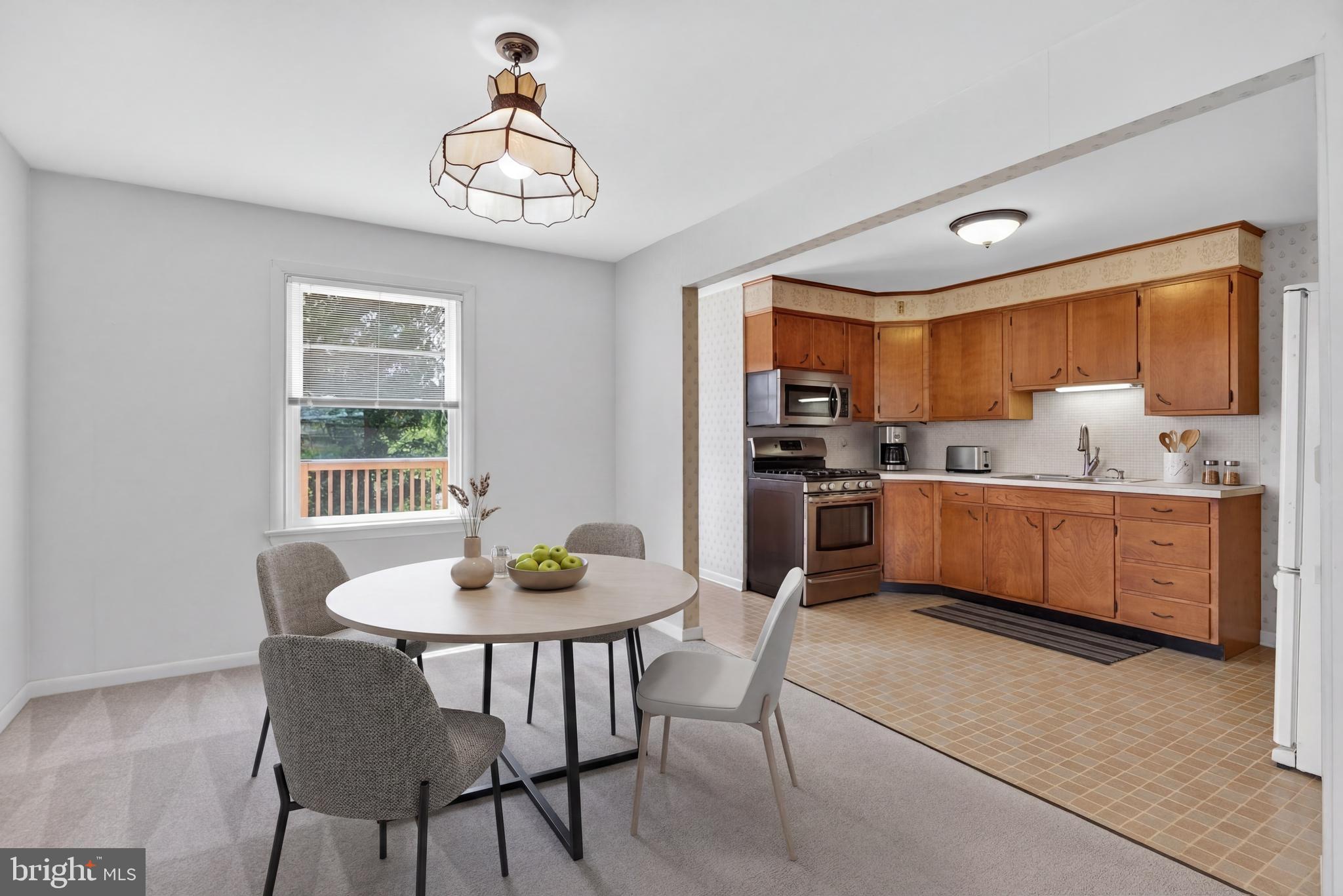 MANOR RIDGE - Residential