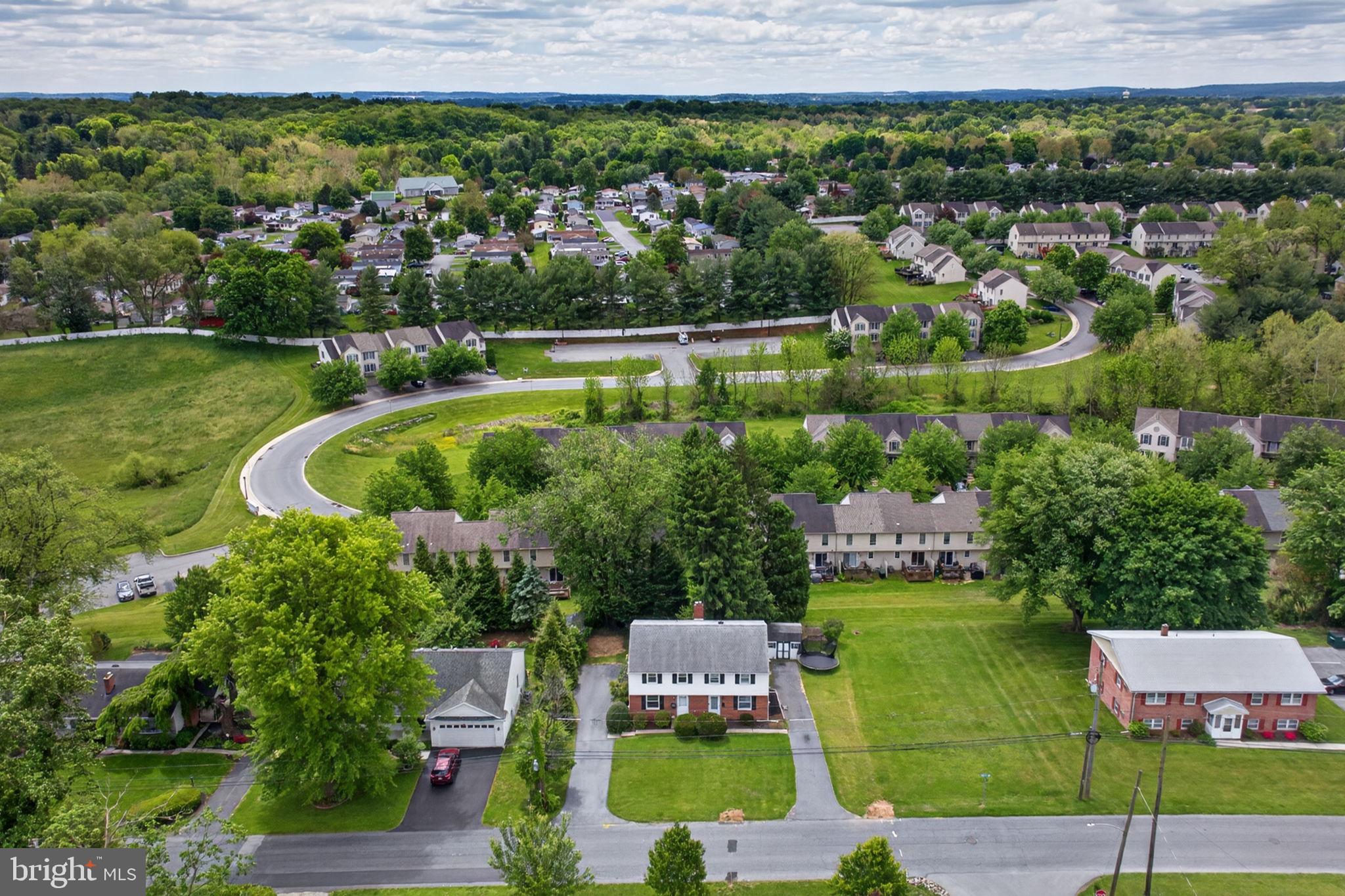 MANOR RIDGE - Residential
