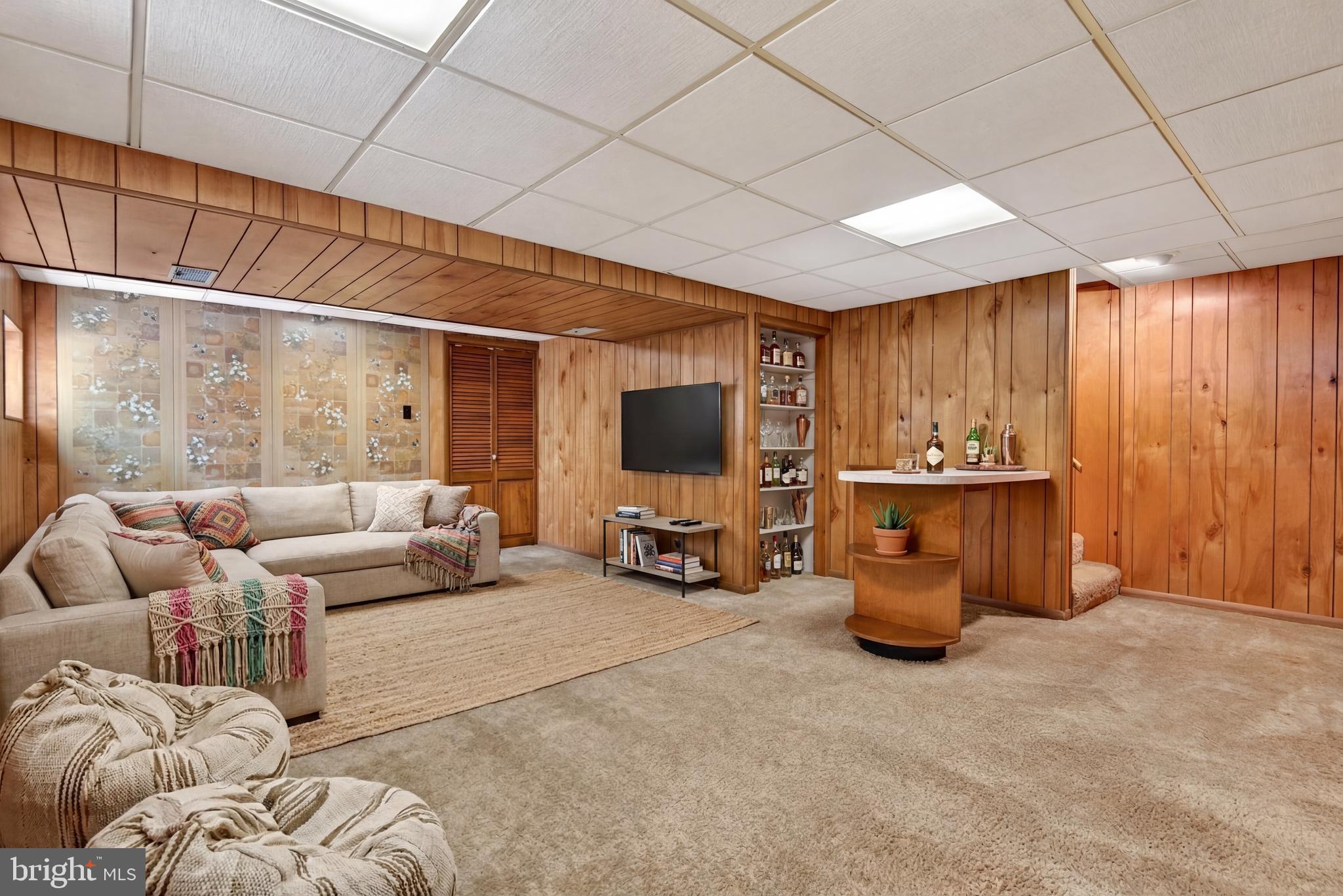 MANOR RIDGE - Residential