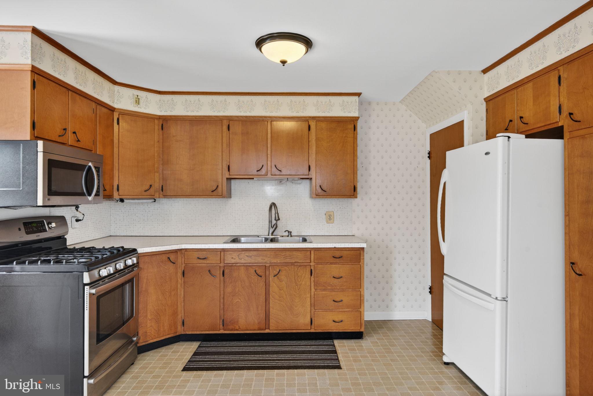 MANOR RIDGE - Residential