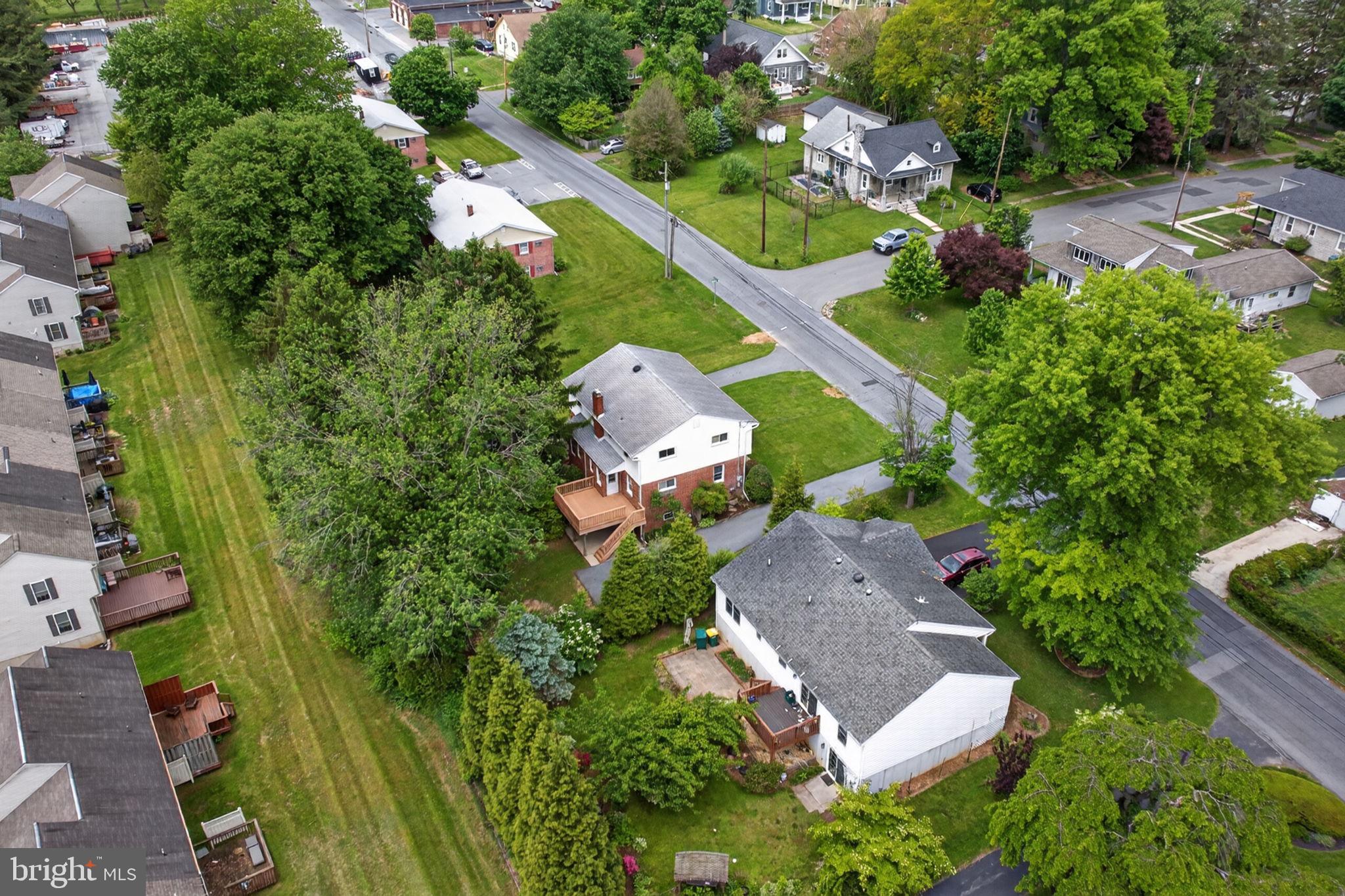 MANOR RIDGE - Residential
