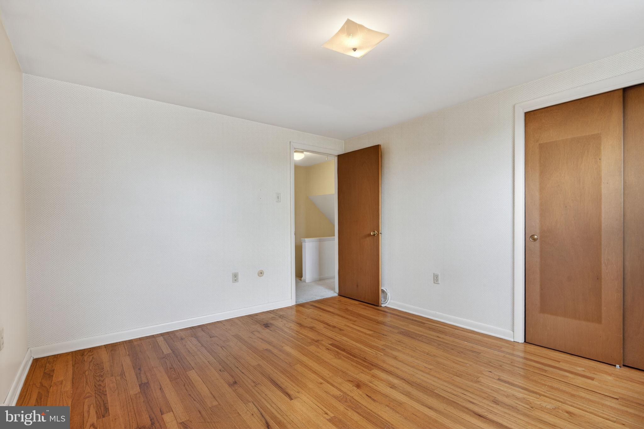 MANOR RIDGE - Residential