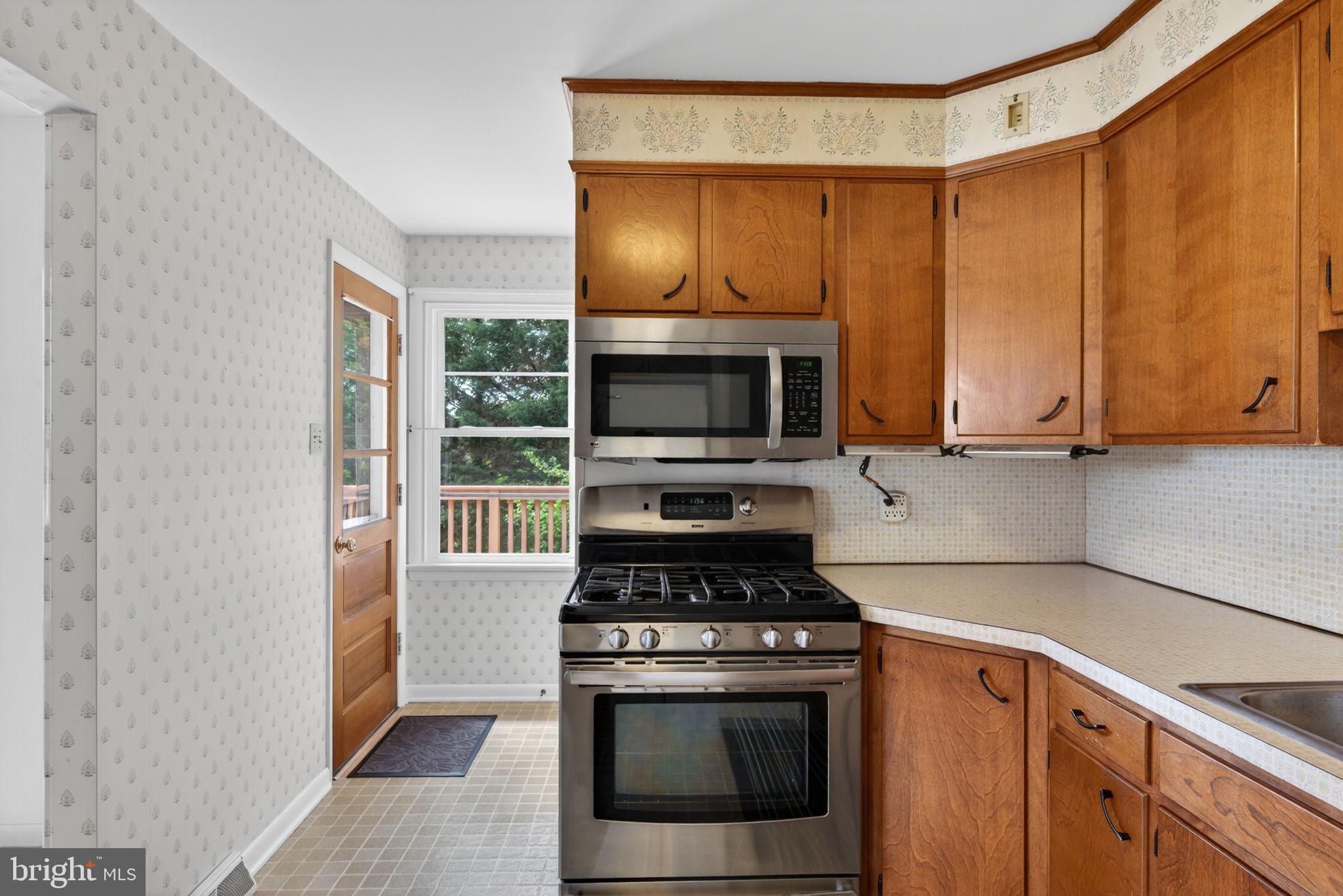 MANOR RIDGE - Residential