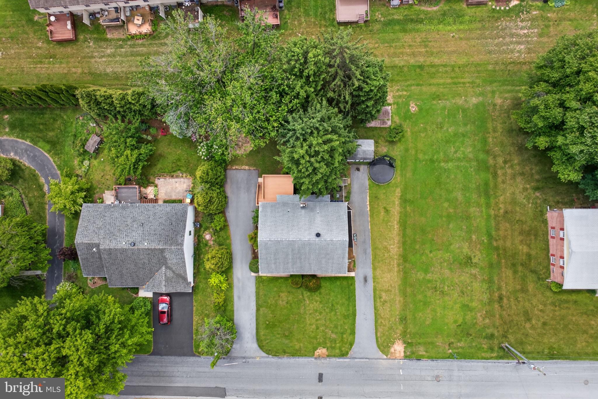 MANOR RIDGE - Residential