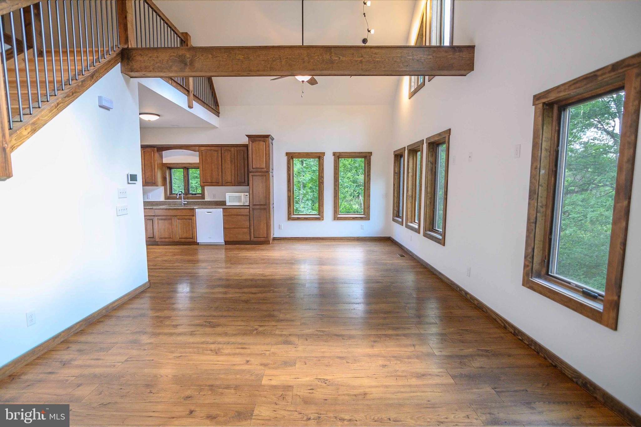 TRAILS END MTN ESTATES - Residential