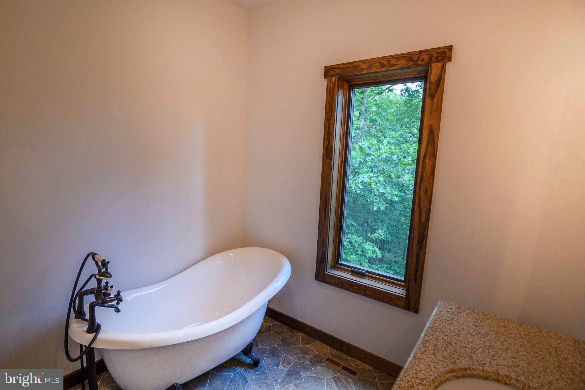 TRAILS END MTN ESTATES - Residential