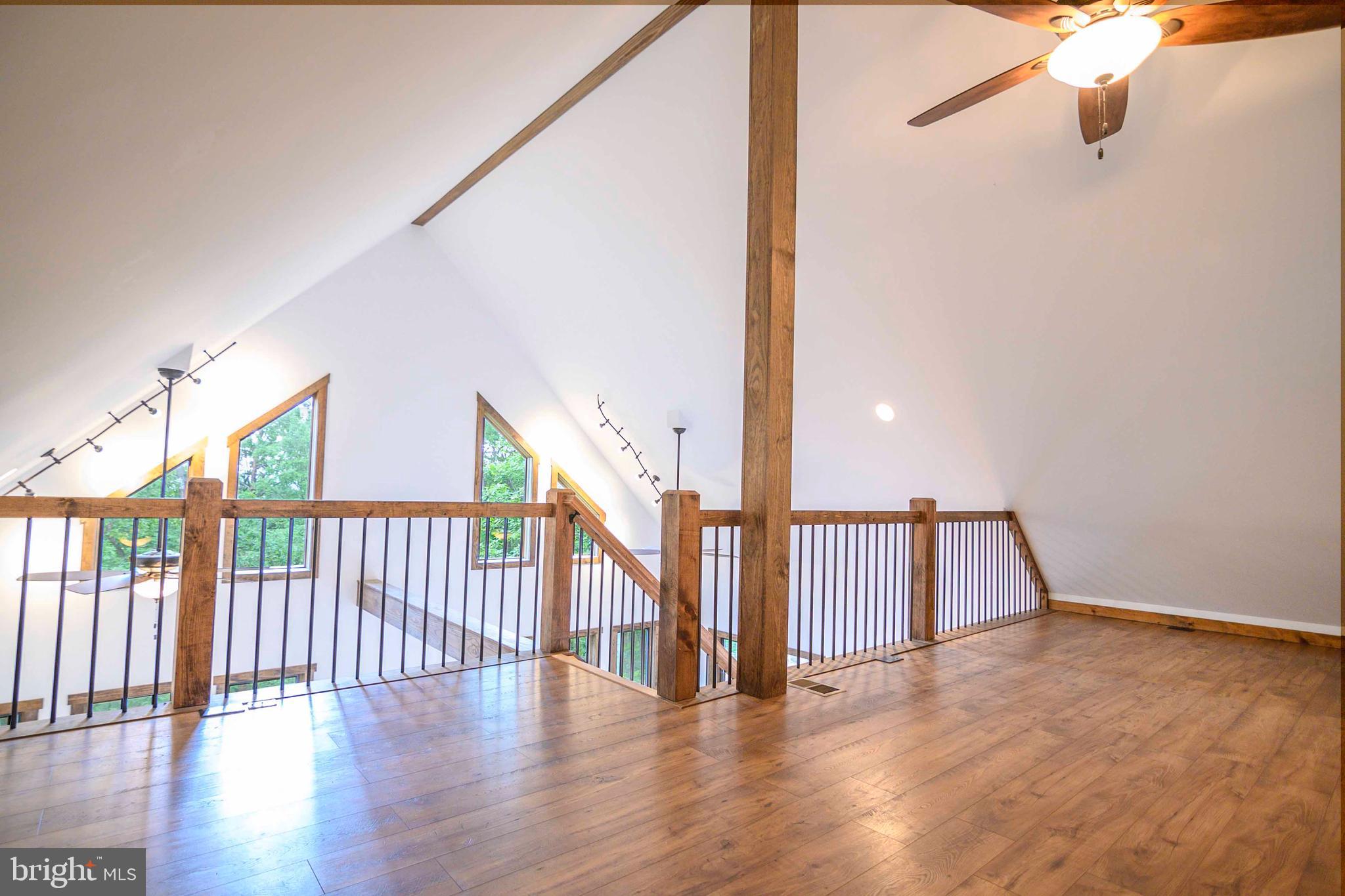 TRAILS END MTN ESTATES - Residential