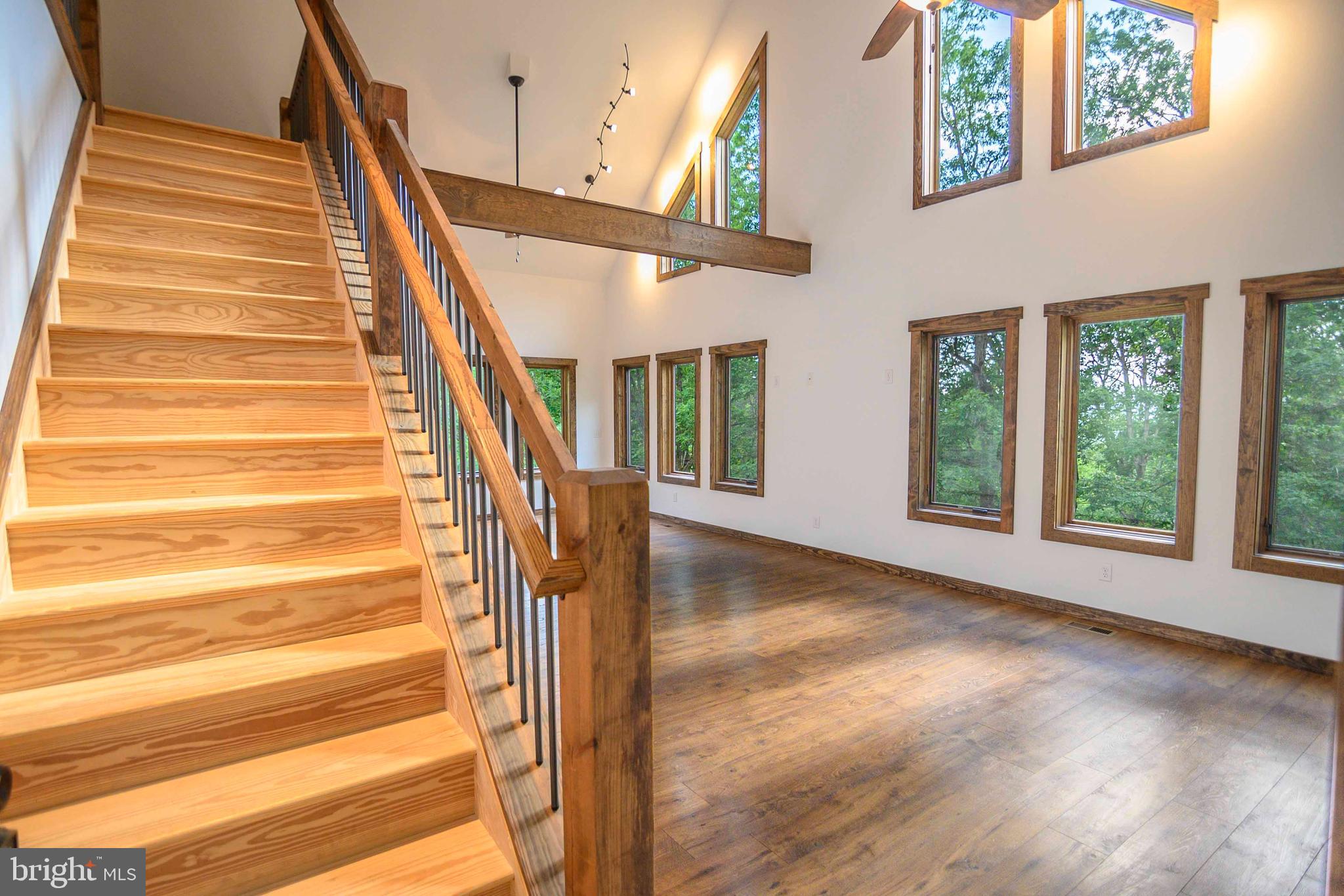 TRAILS END MTN ESTATES - Residential