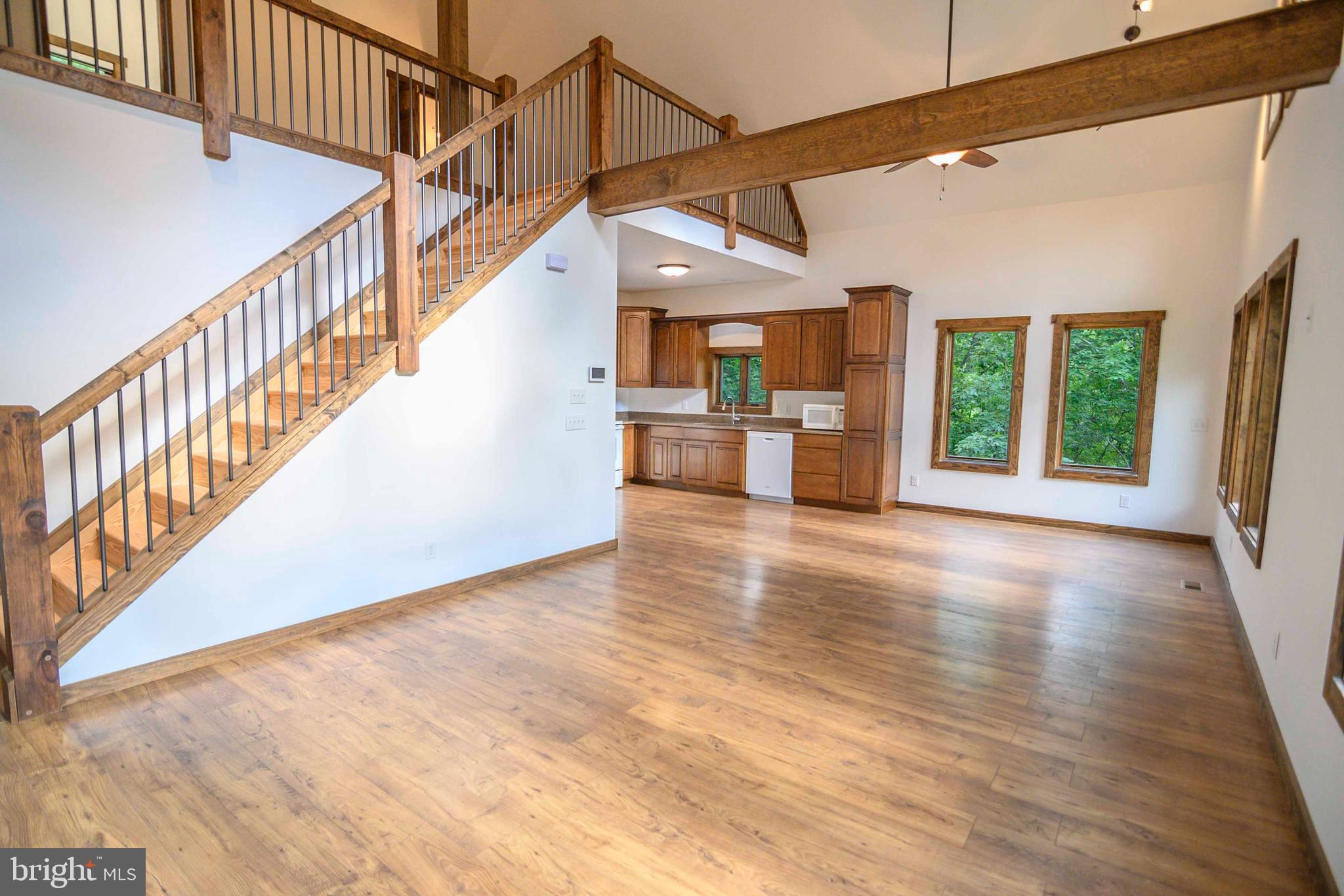 TRAILS END MTN ESTATES - Residential