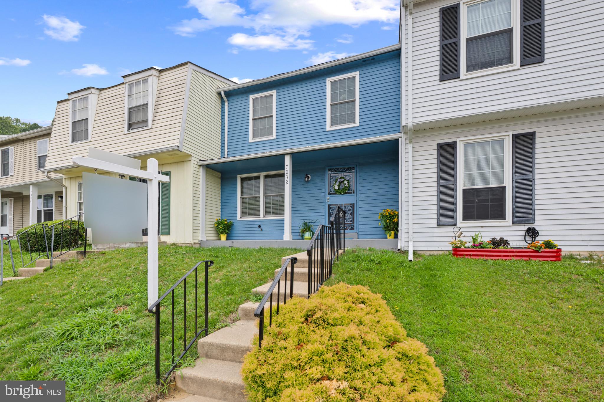 7032 MARBURY COURT