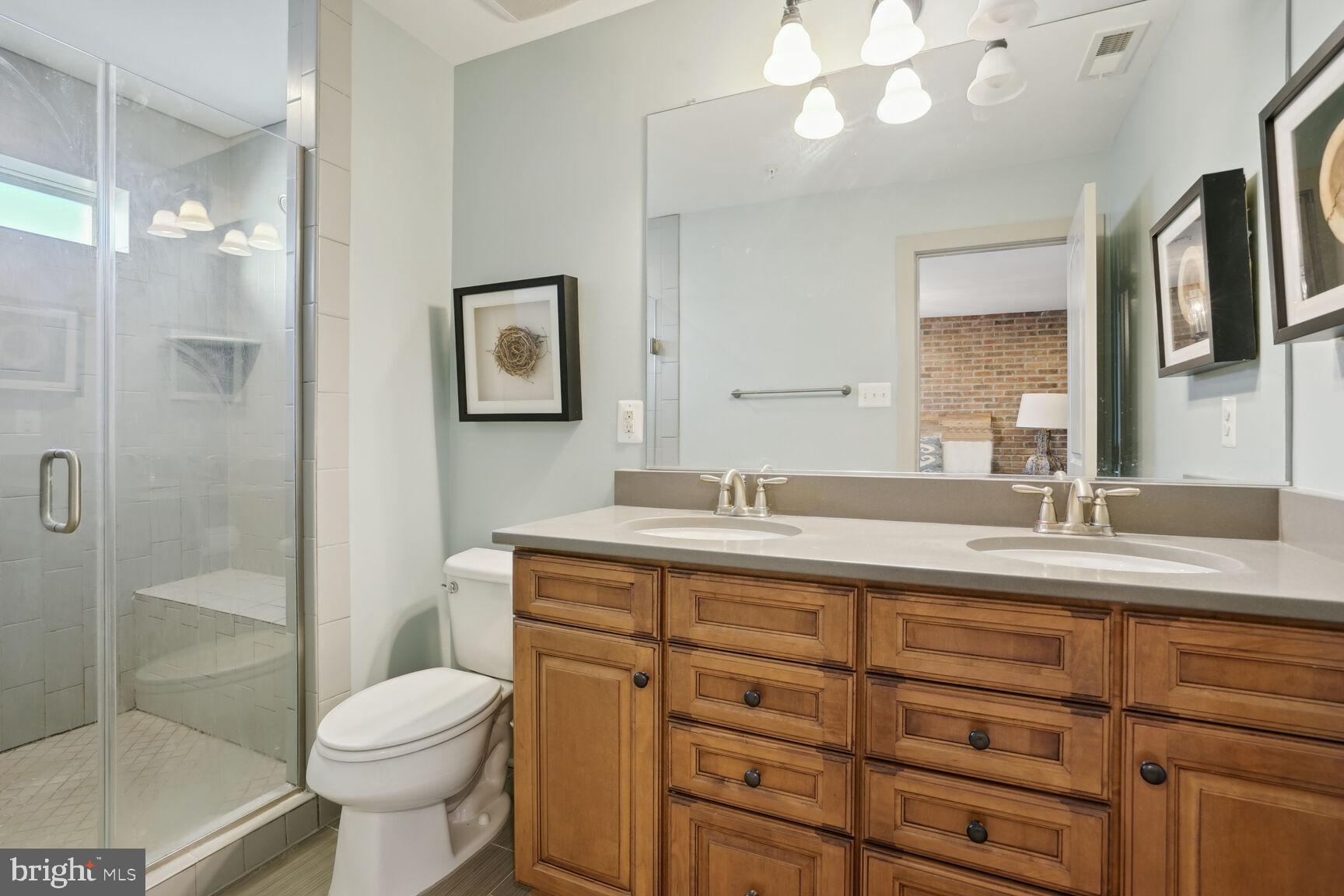 CROWN FARM - Residential