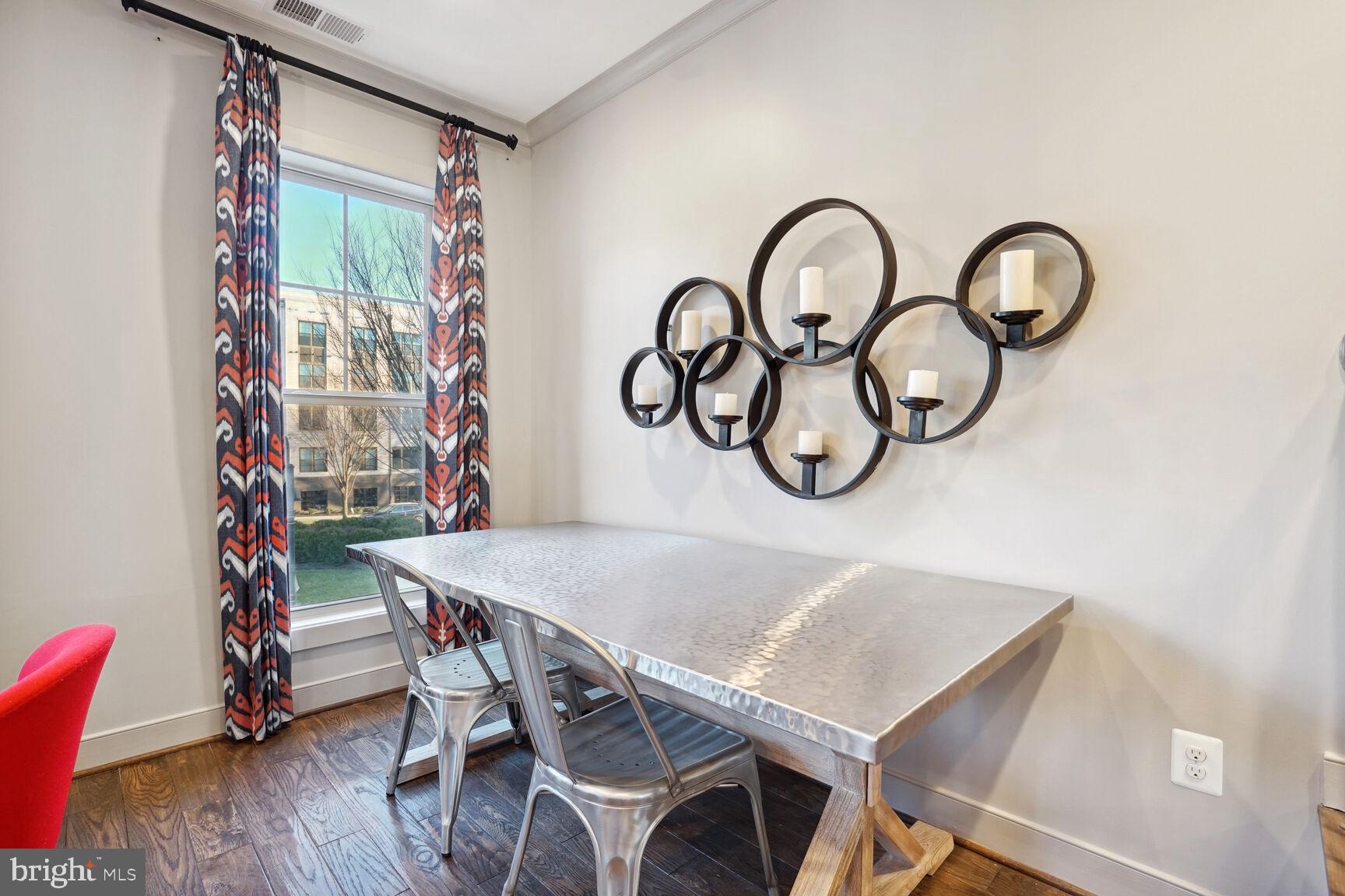 CROWN FARM - Residential