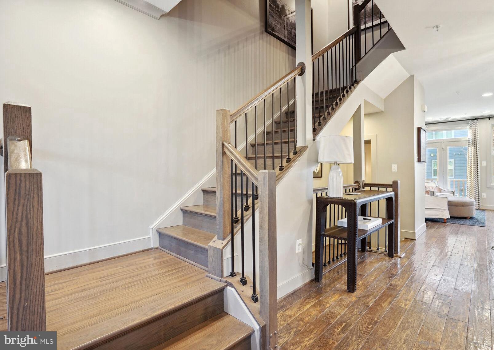 CROWN FARM - Residential