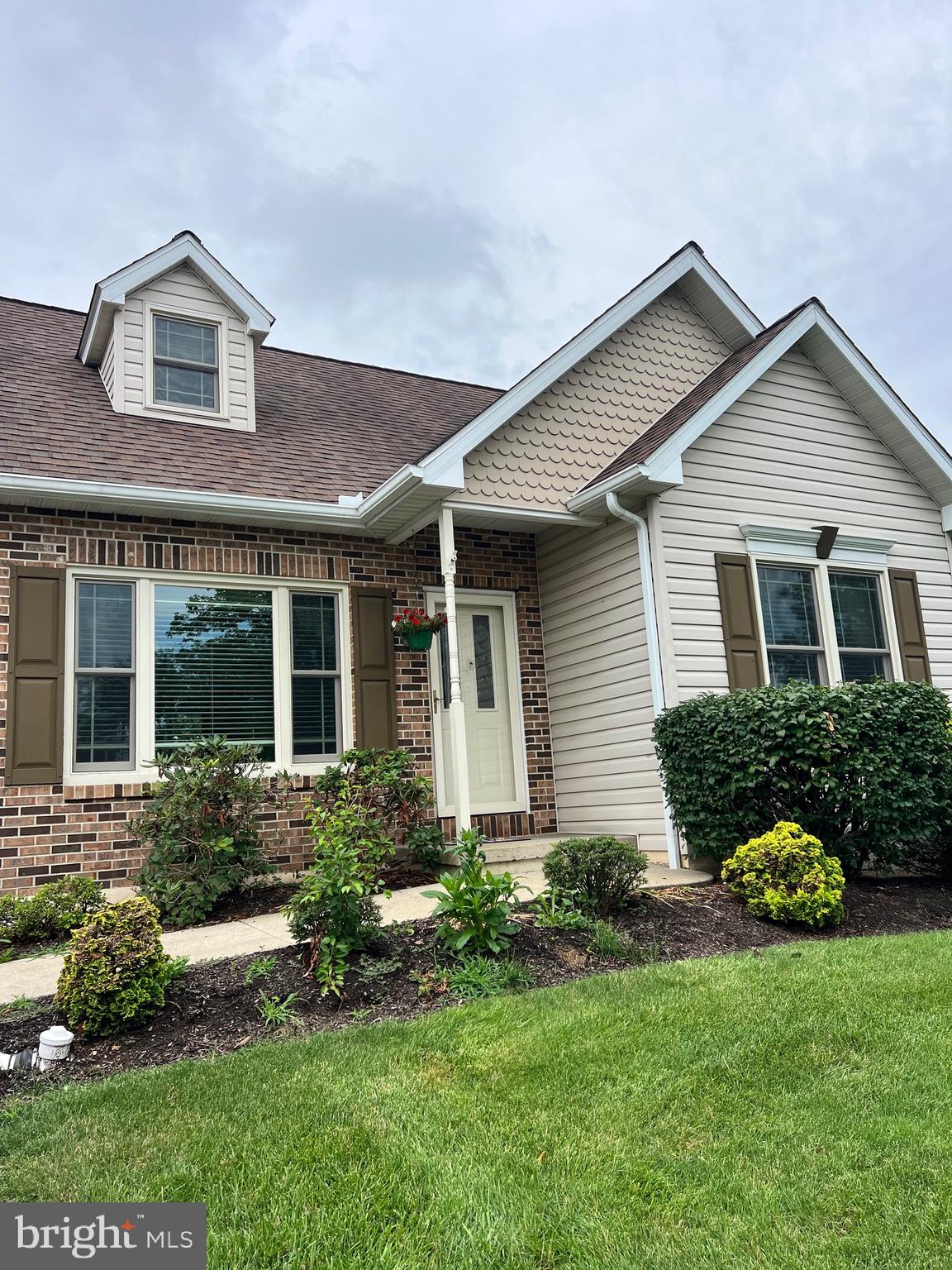 222 CALLERY DRIVE