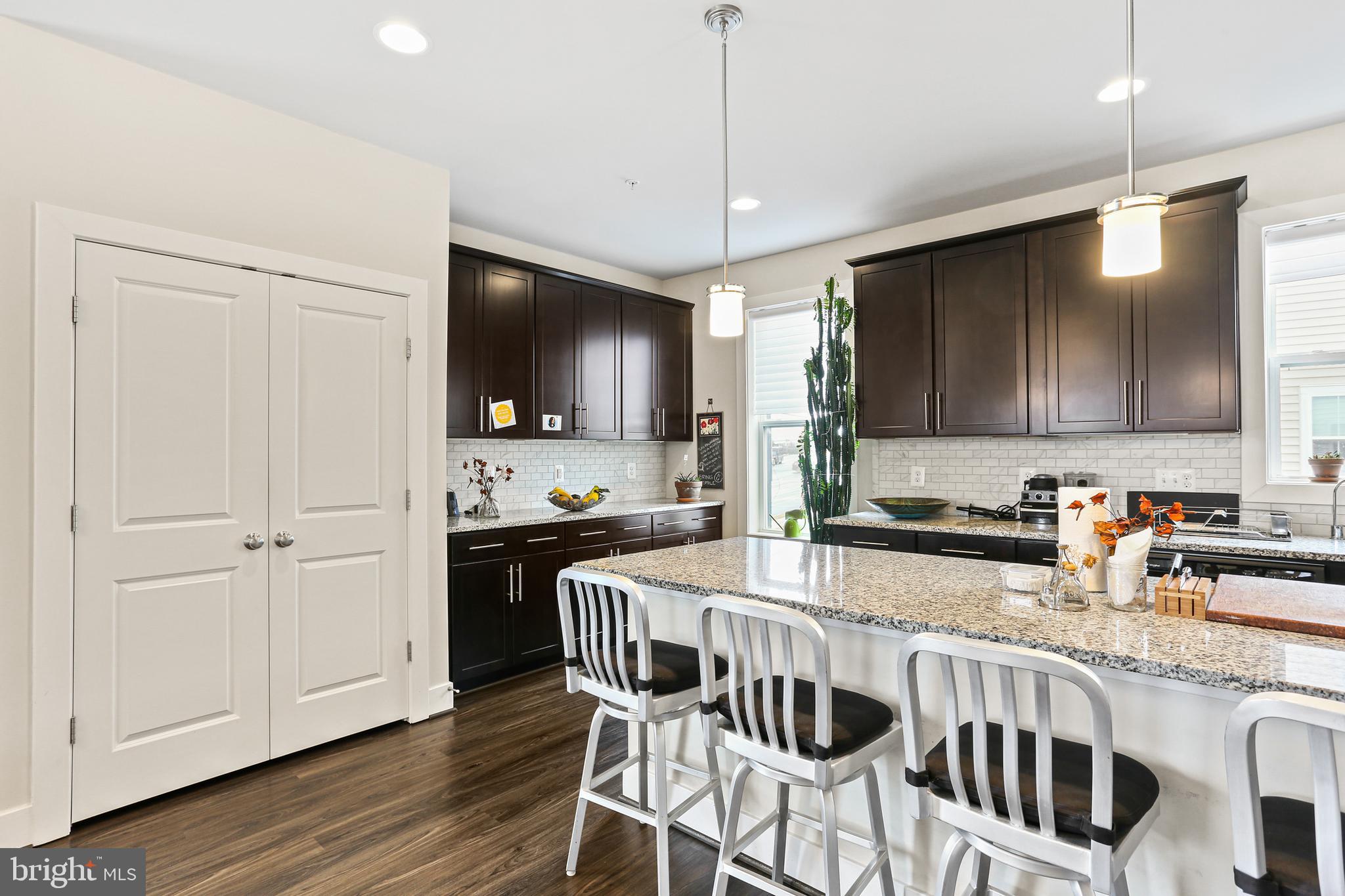 GLENMONT METROCENTRE - Residential Lease