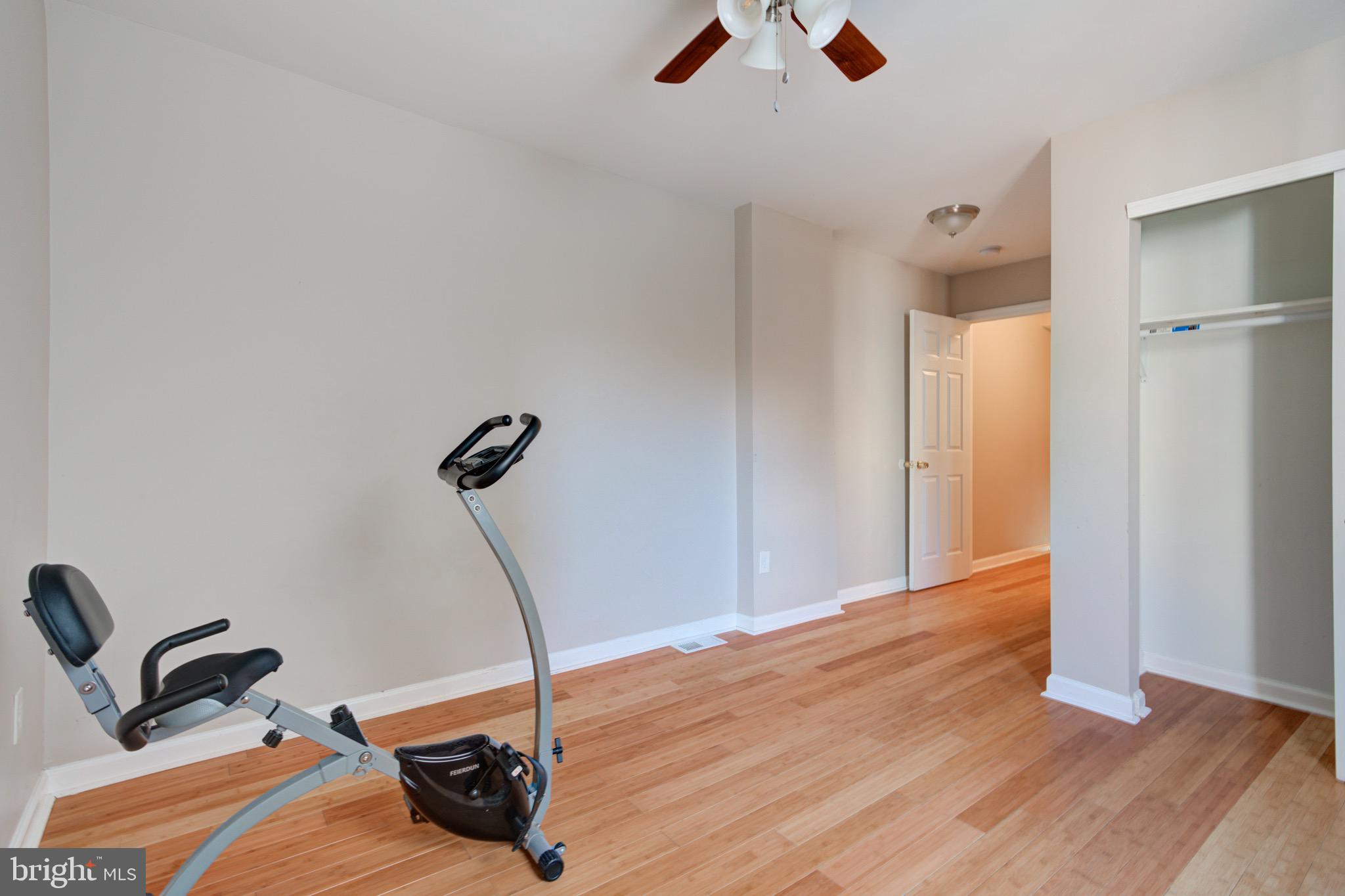 FAIRMOUNT - Residential